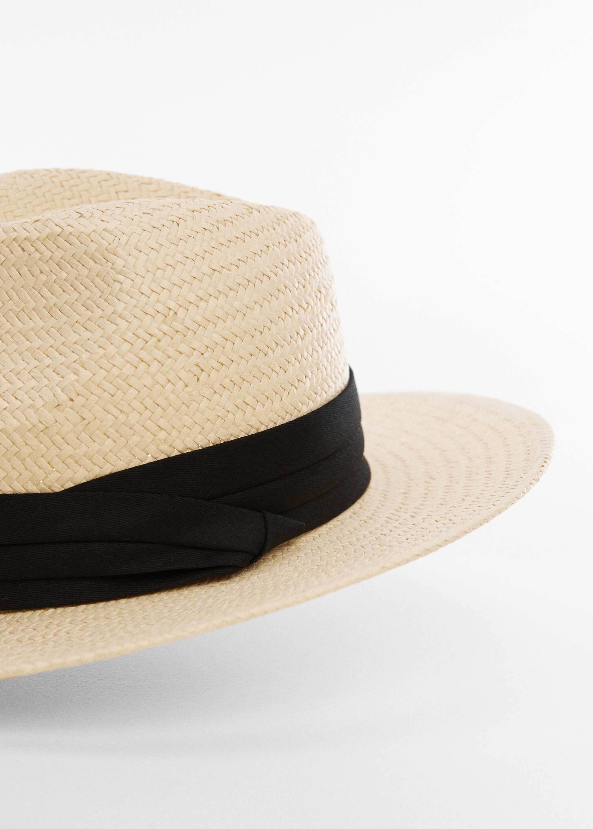 Natural fibre ribbon hat  - Details of the article 1
