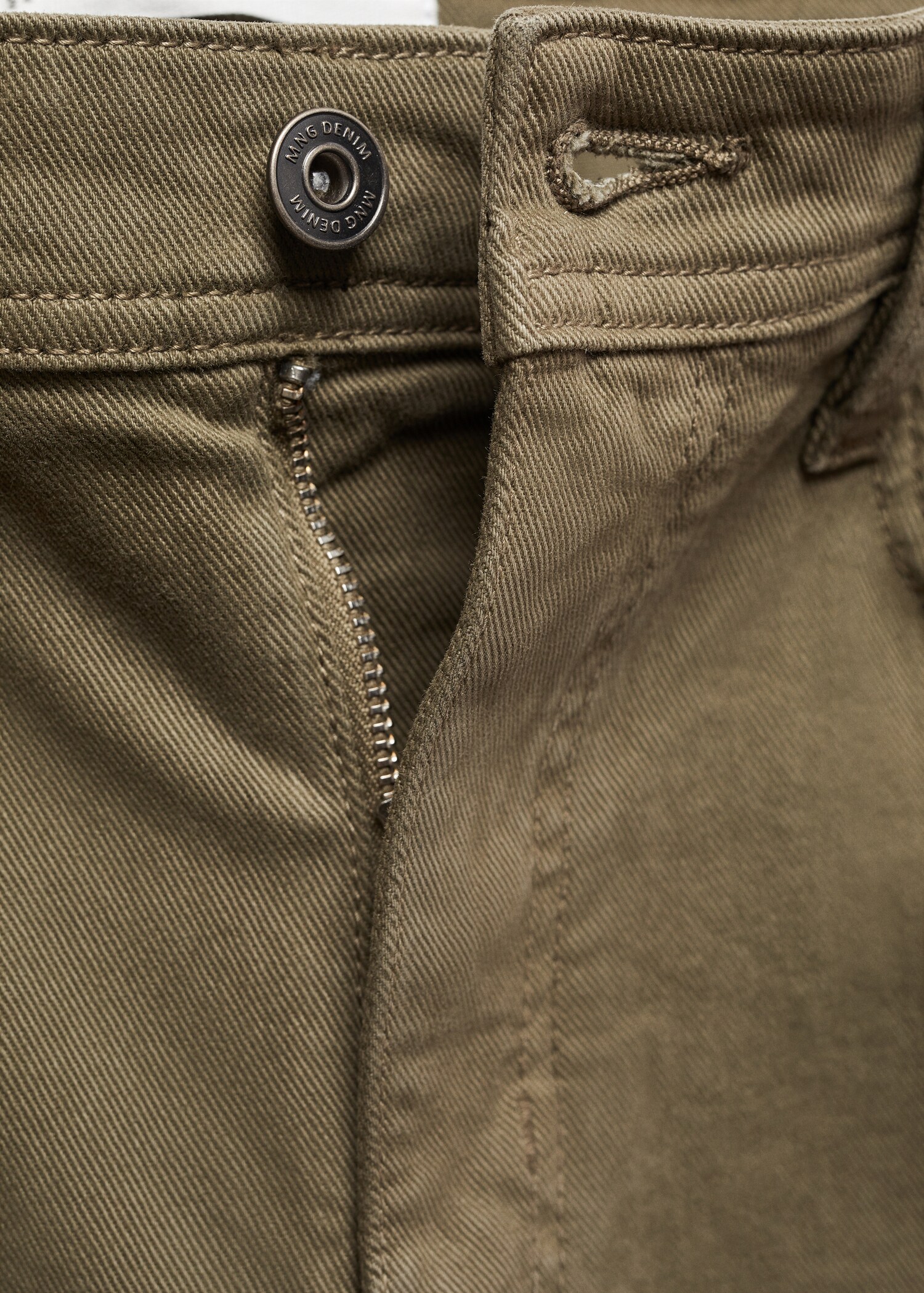 Slim-fit denim bermuda shorts - Details of the article 8