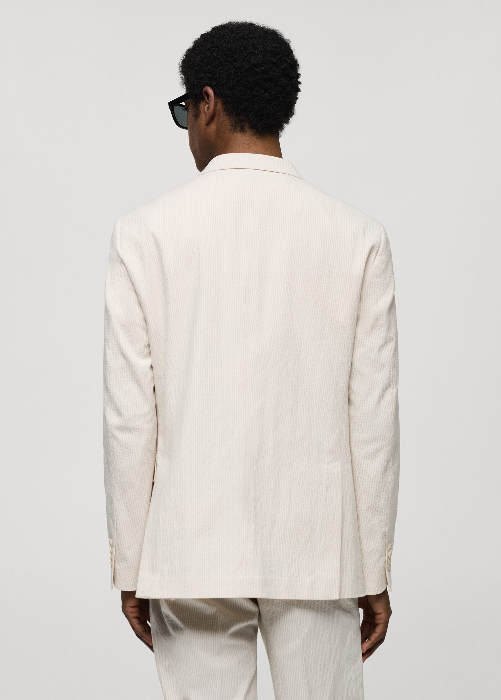 Костюмный пиджак slim fit из хлопка сирсакер в полоску - Обратная сторона изделия