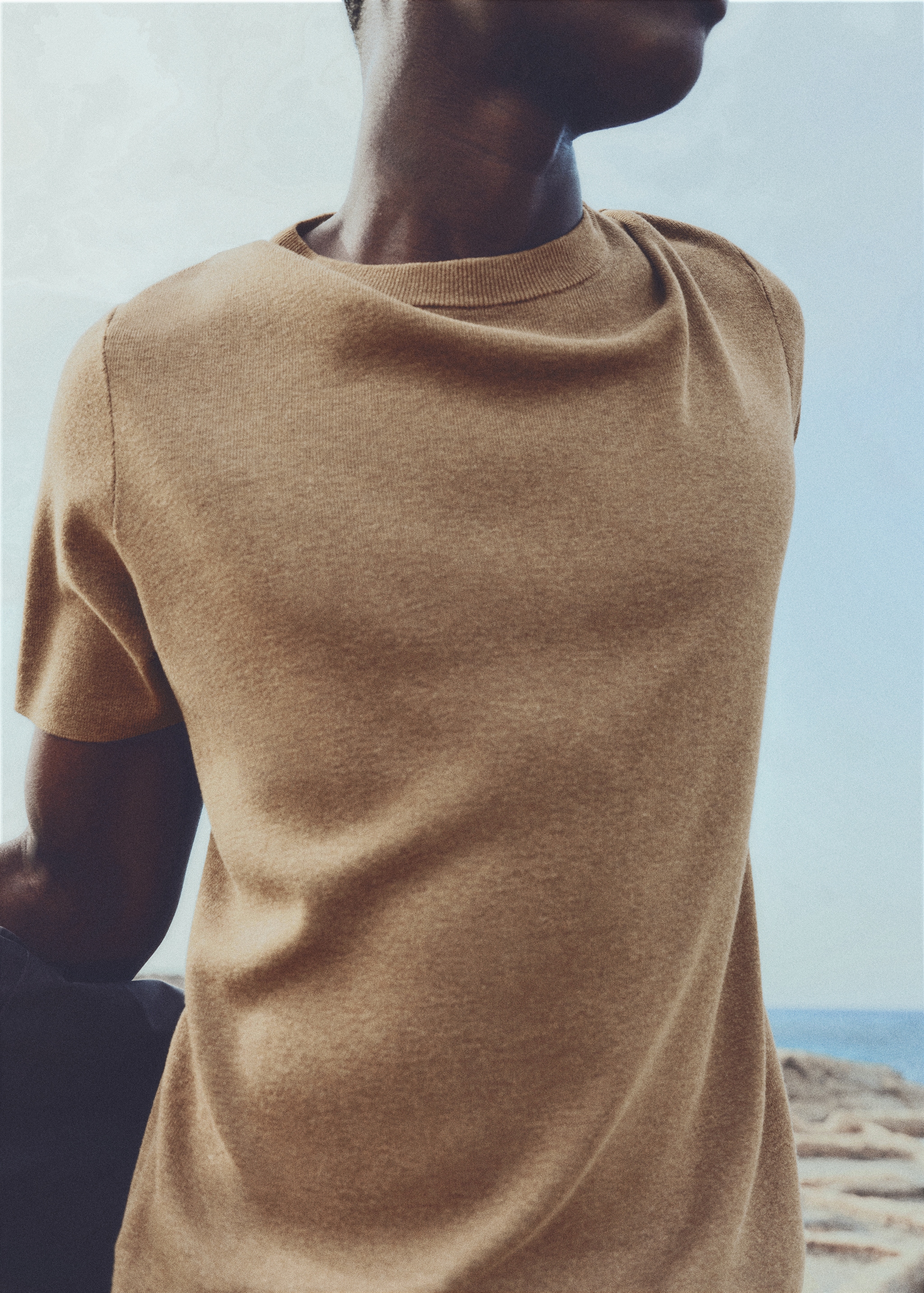 Basic cotton blend t-shirt - Details of the article 5