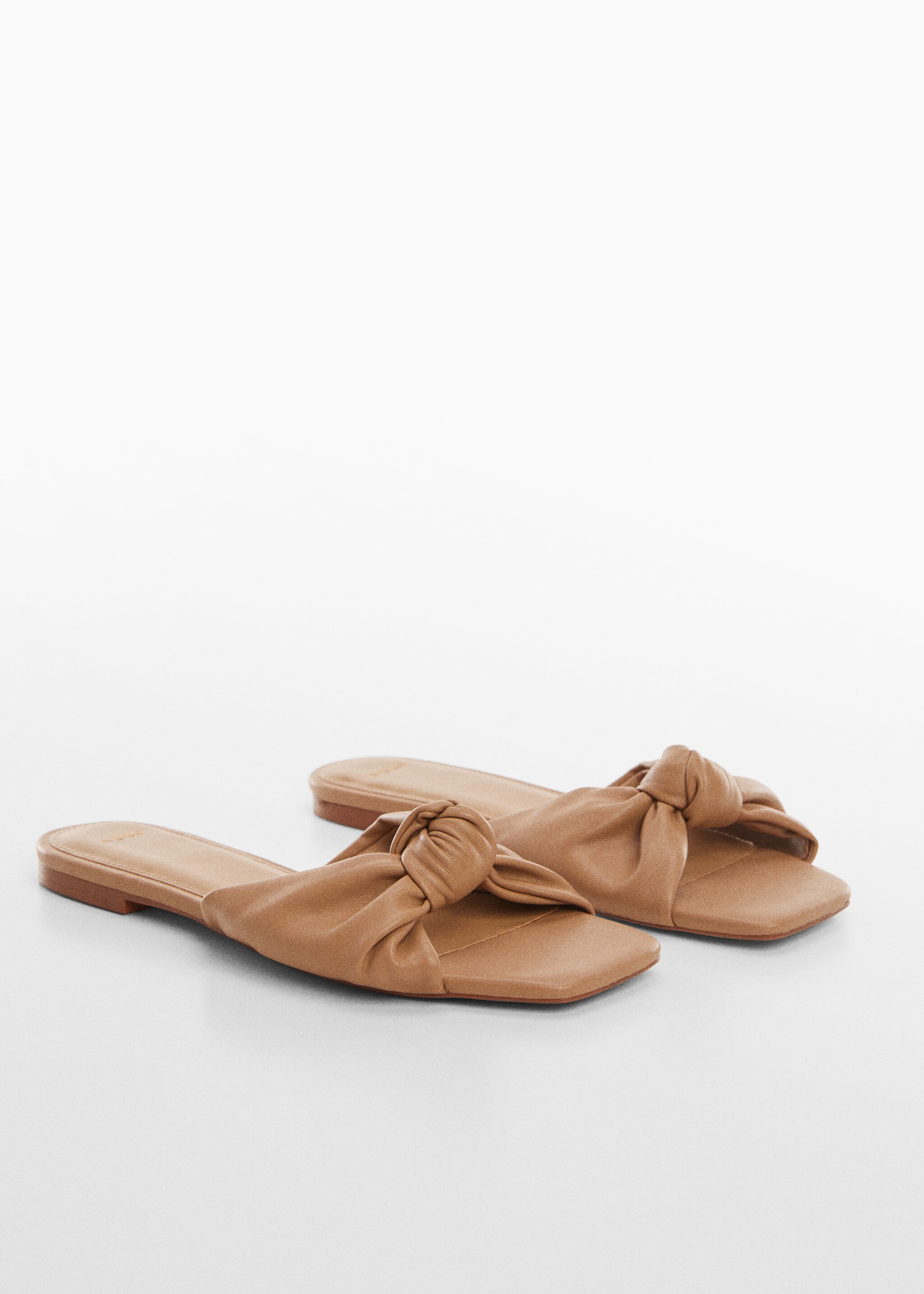 Square-toe sandals with knot detail - Medium plane, Medium Brown. Ref: 67057700-00.