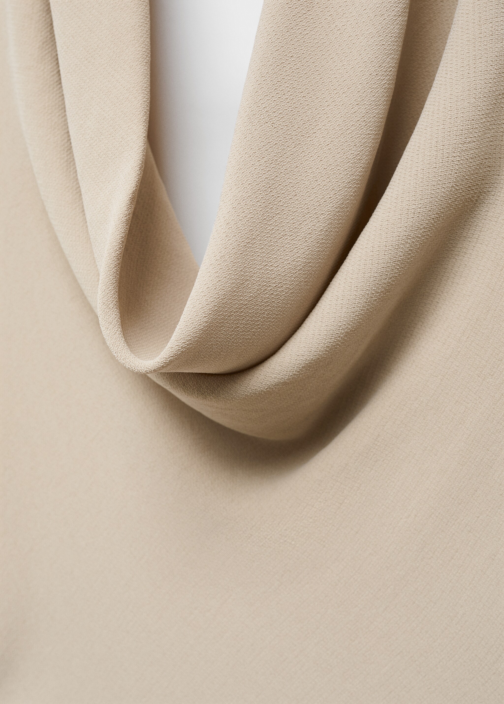 فستان هالتر مع خط عنق منسدل - تفاصيل المنتج 8