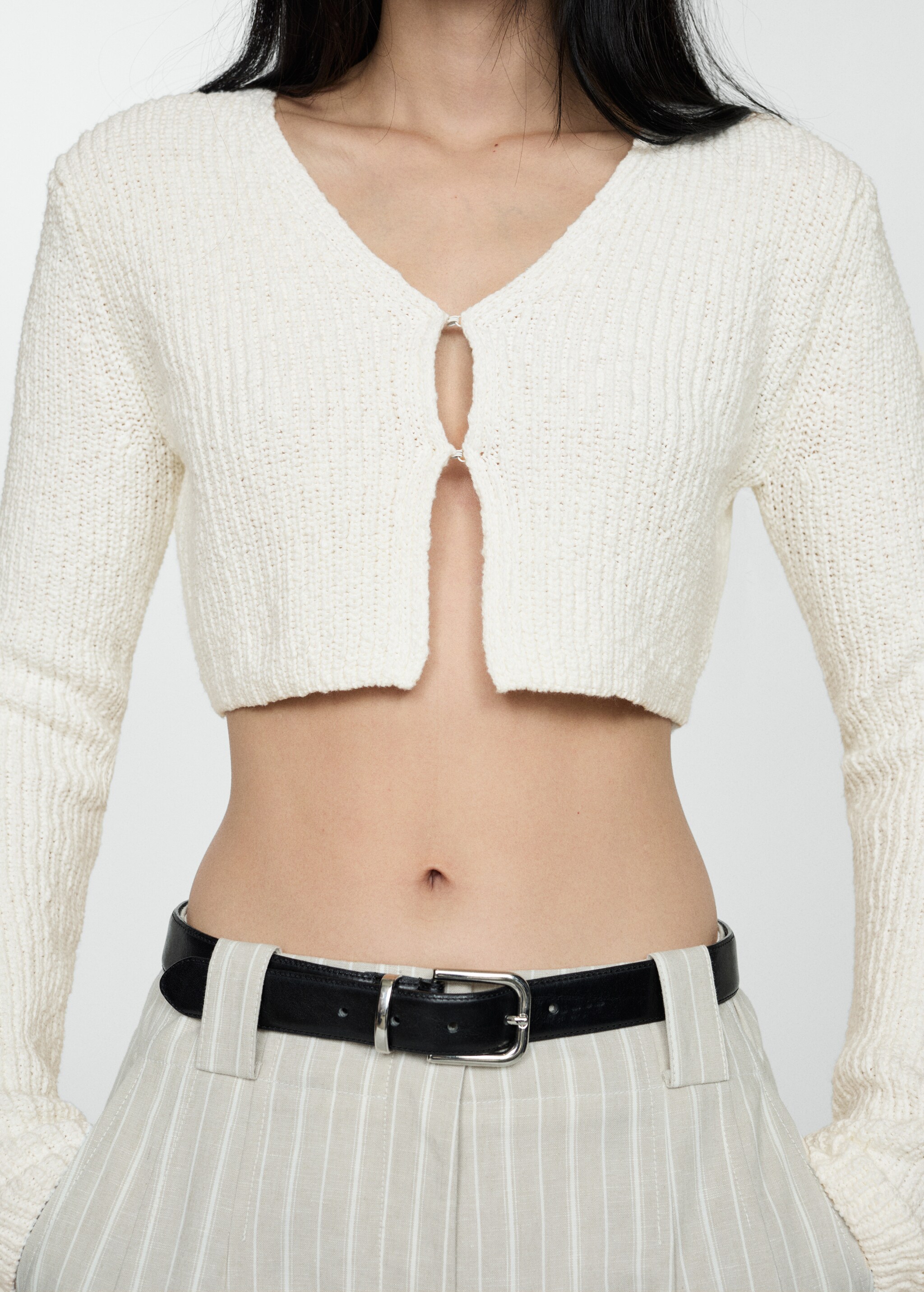 Knitted cropped cardigan - Details of the article 1