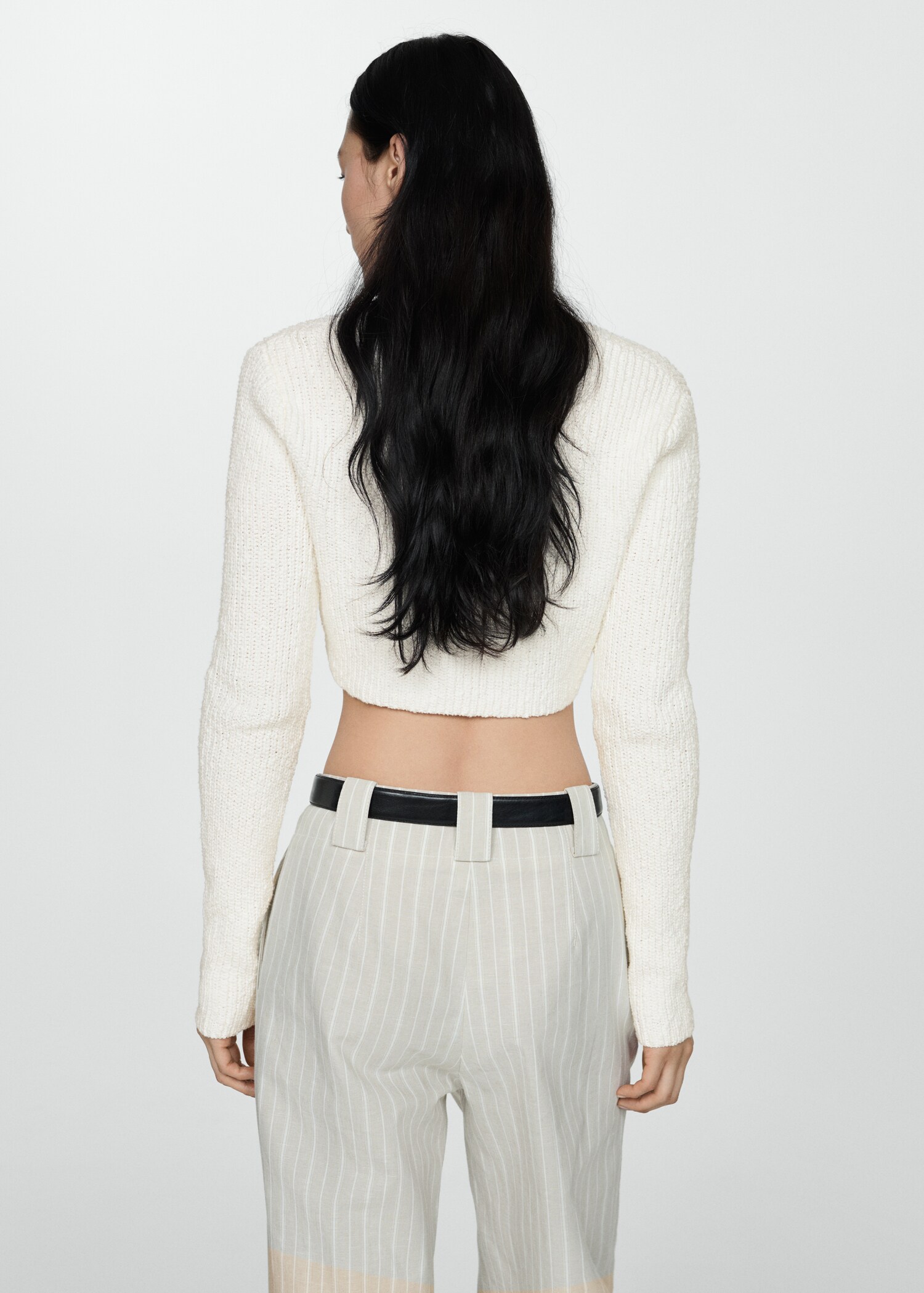 Knitted cropped cardigan - Reverse of the article