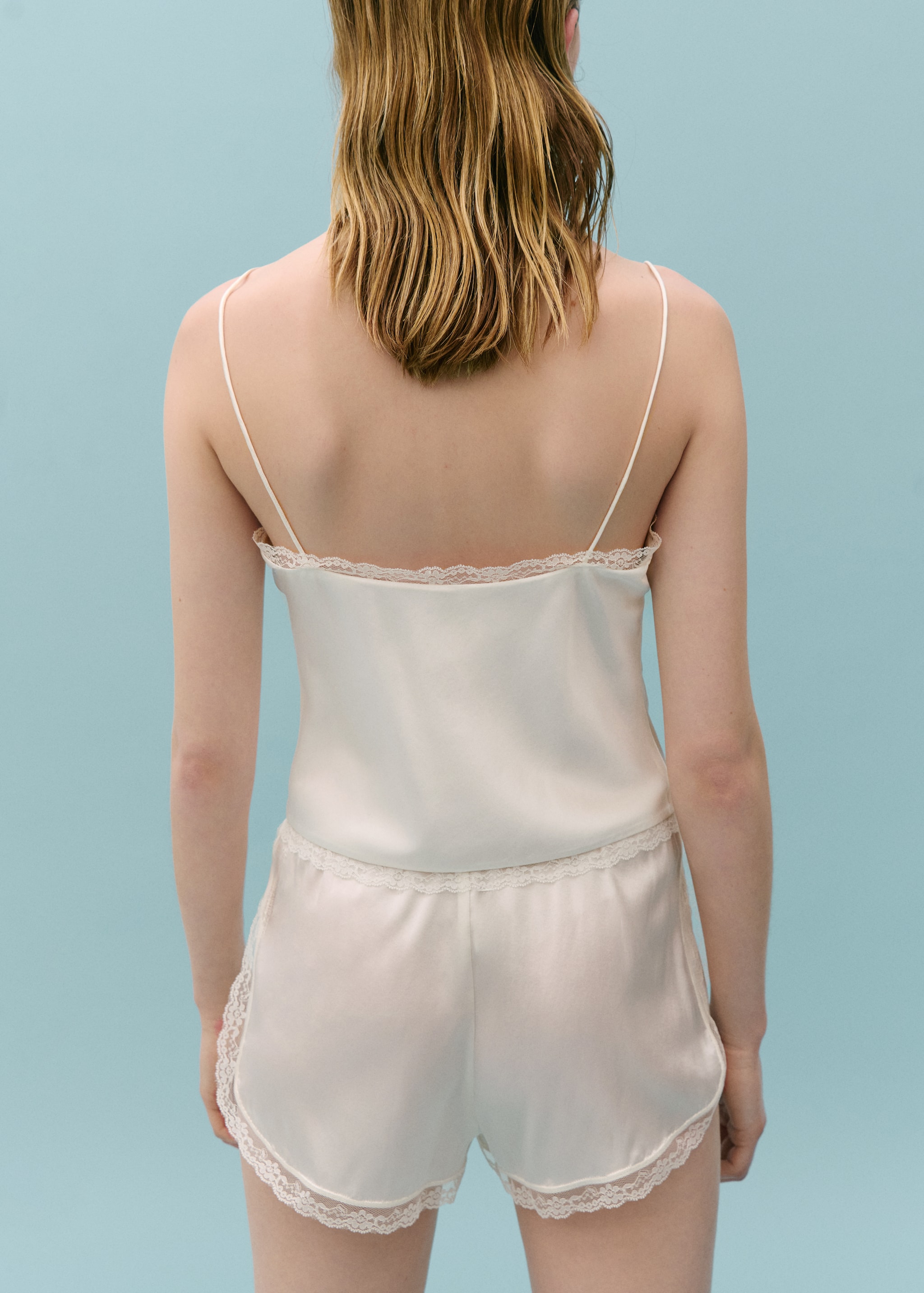 Silk lingerie shorts - Reverse of the article