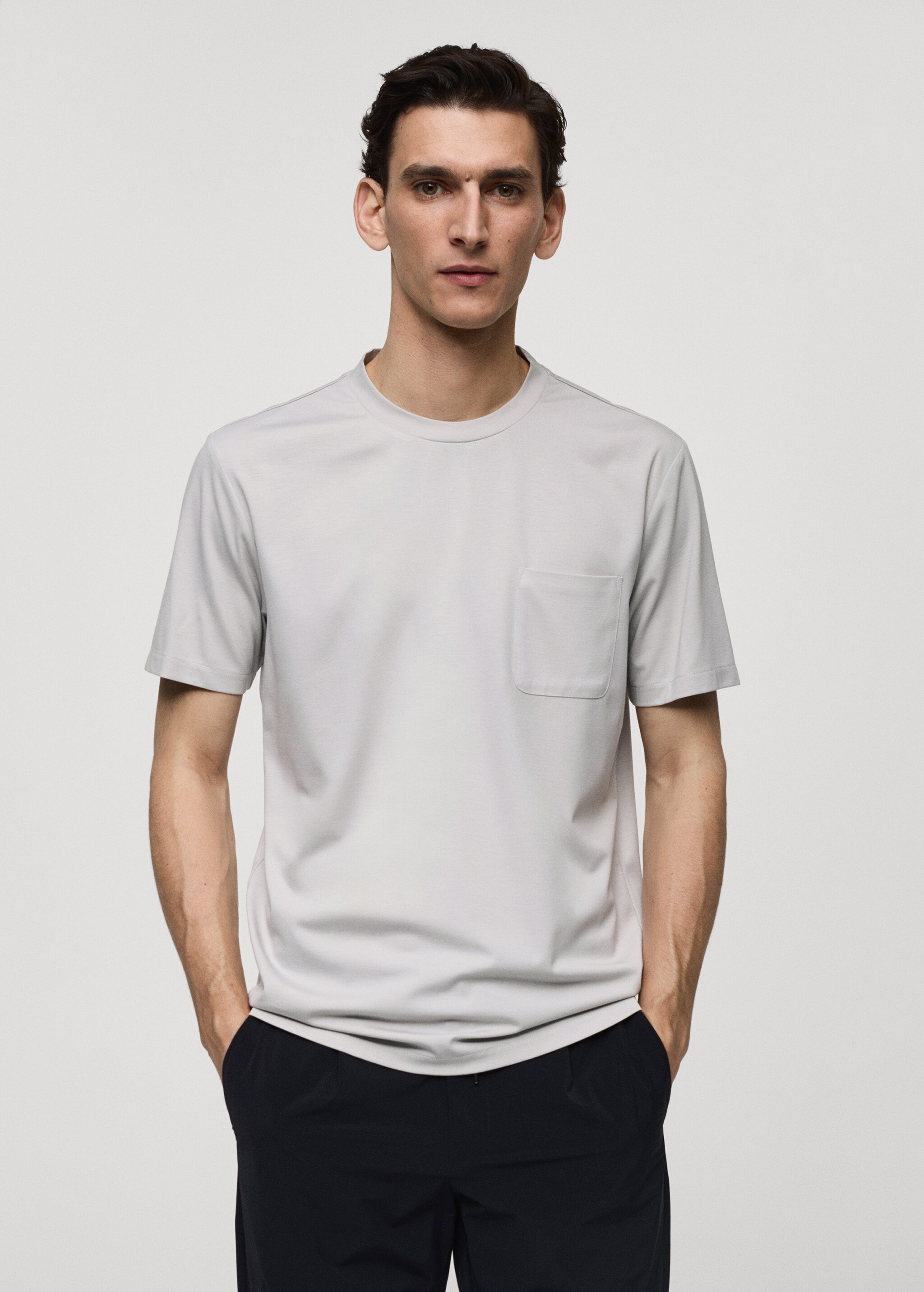 Slim fit t-shirt with pocket - Medium plane