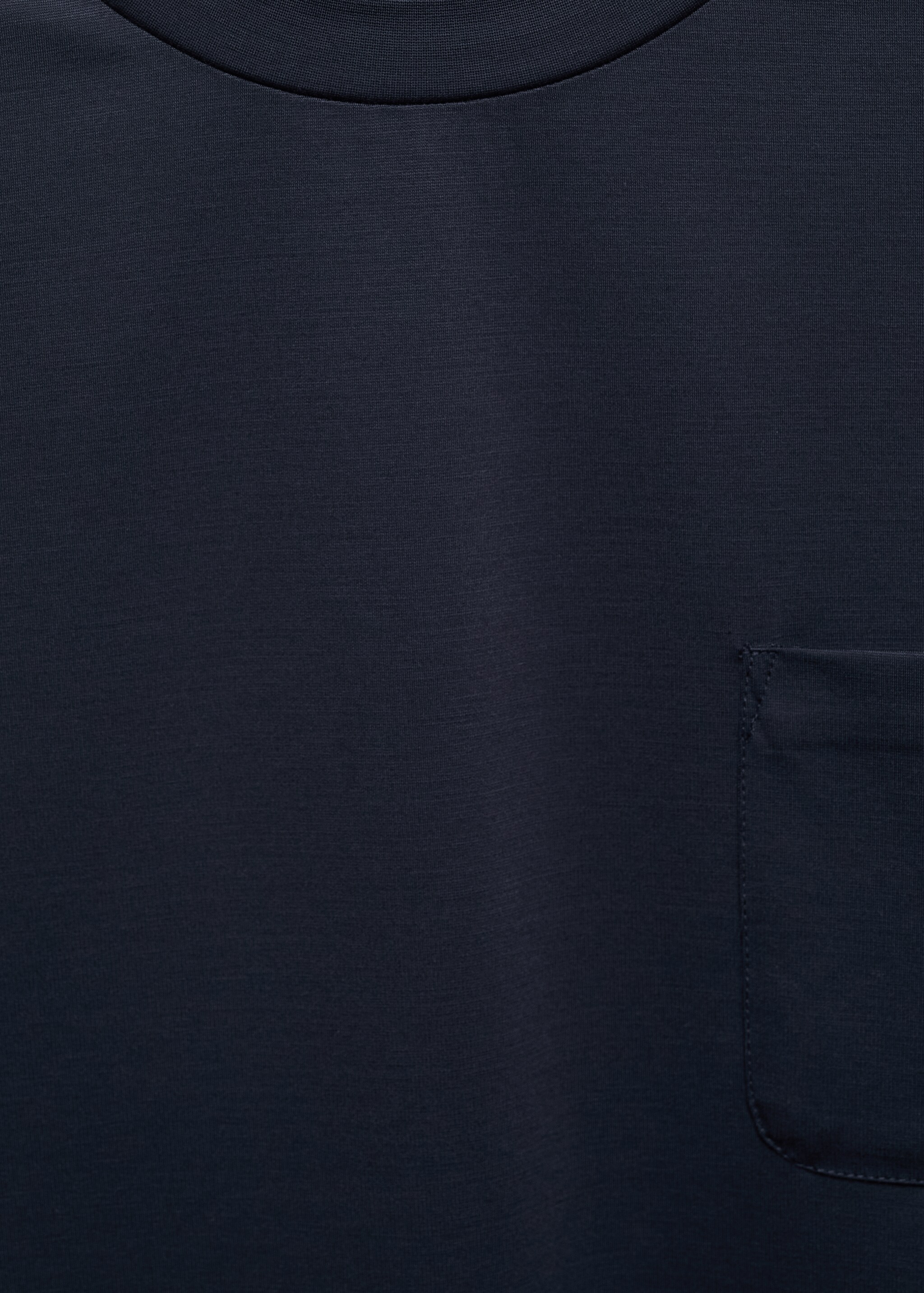 Slim fit t-shirt with pocket - Details of the article 8