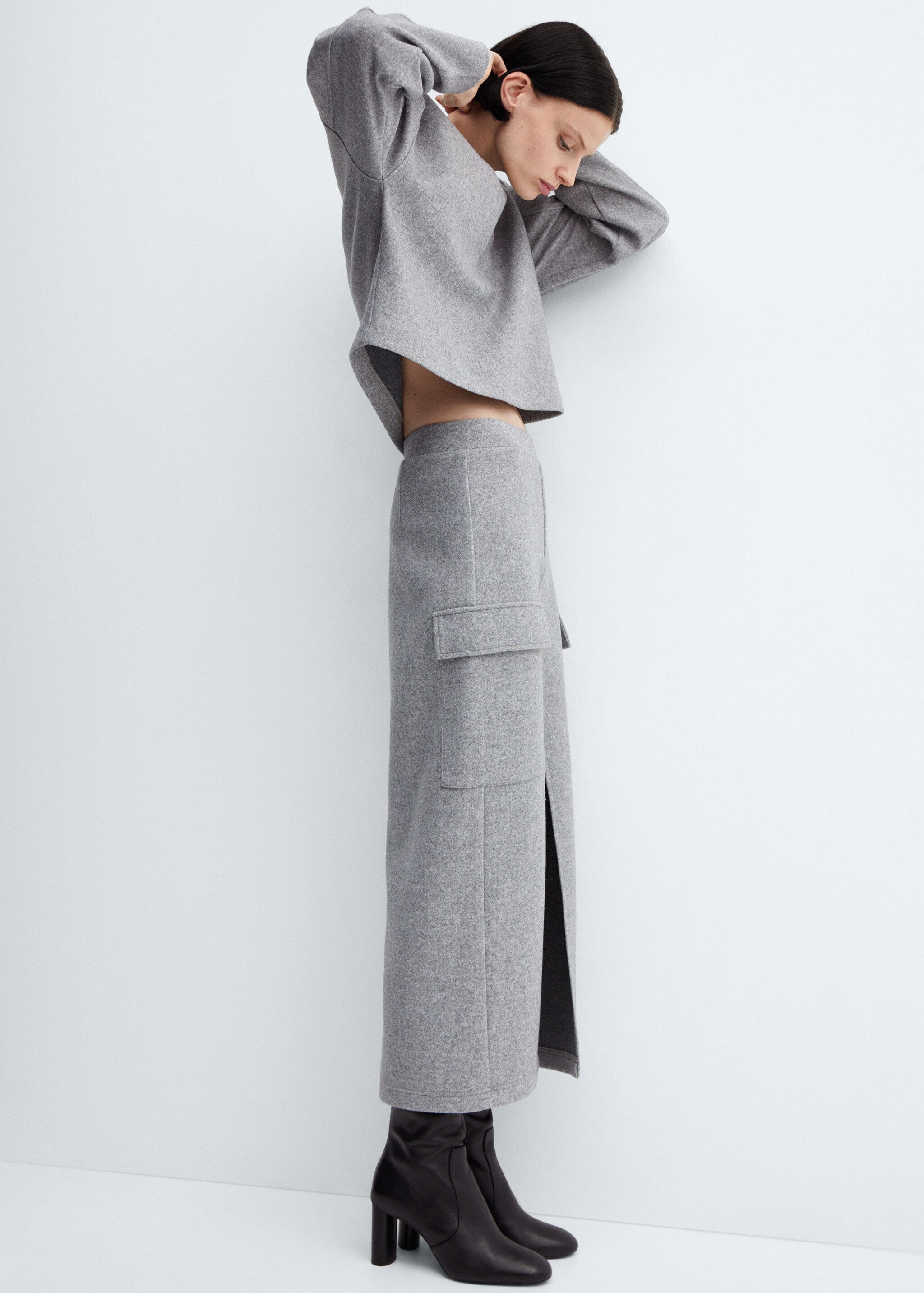 Cargo skirt with slit - Details of the article 2