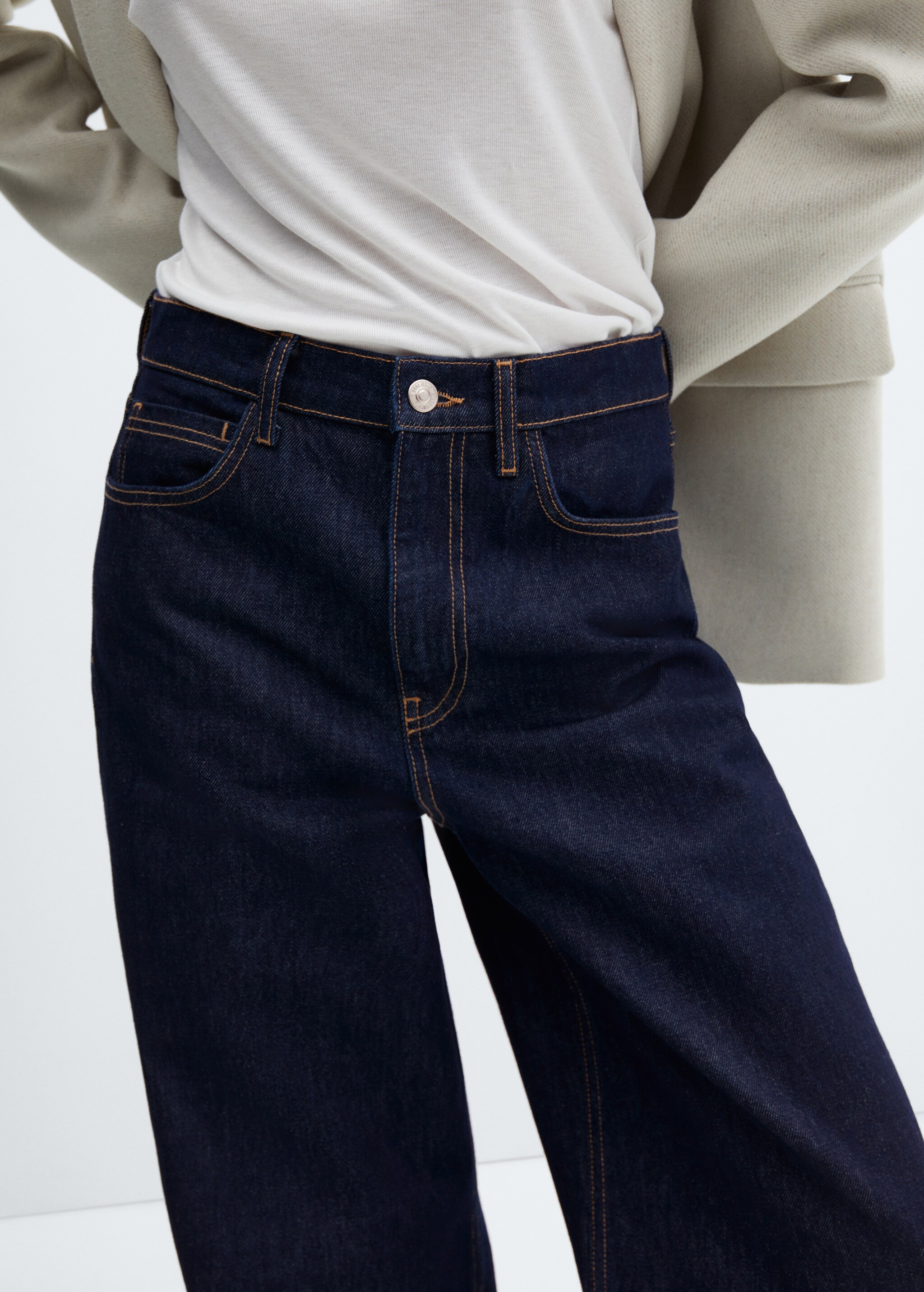 Low-rise loose-fit wideleg jeans - Details of the article 4