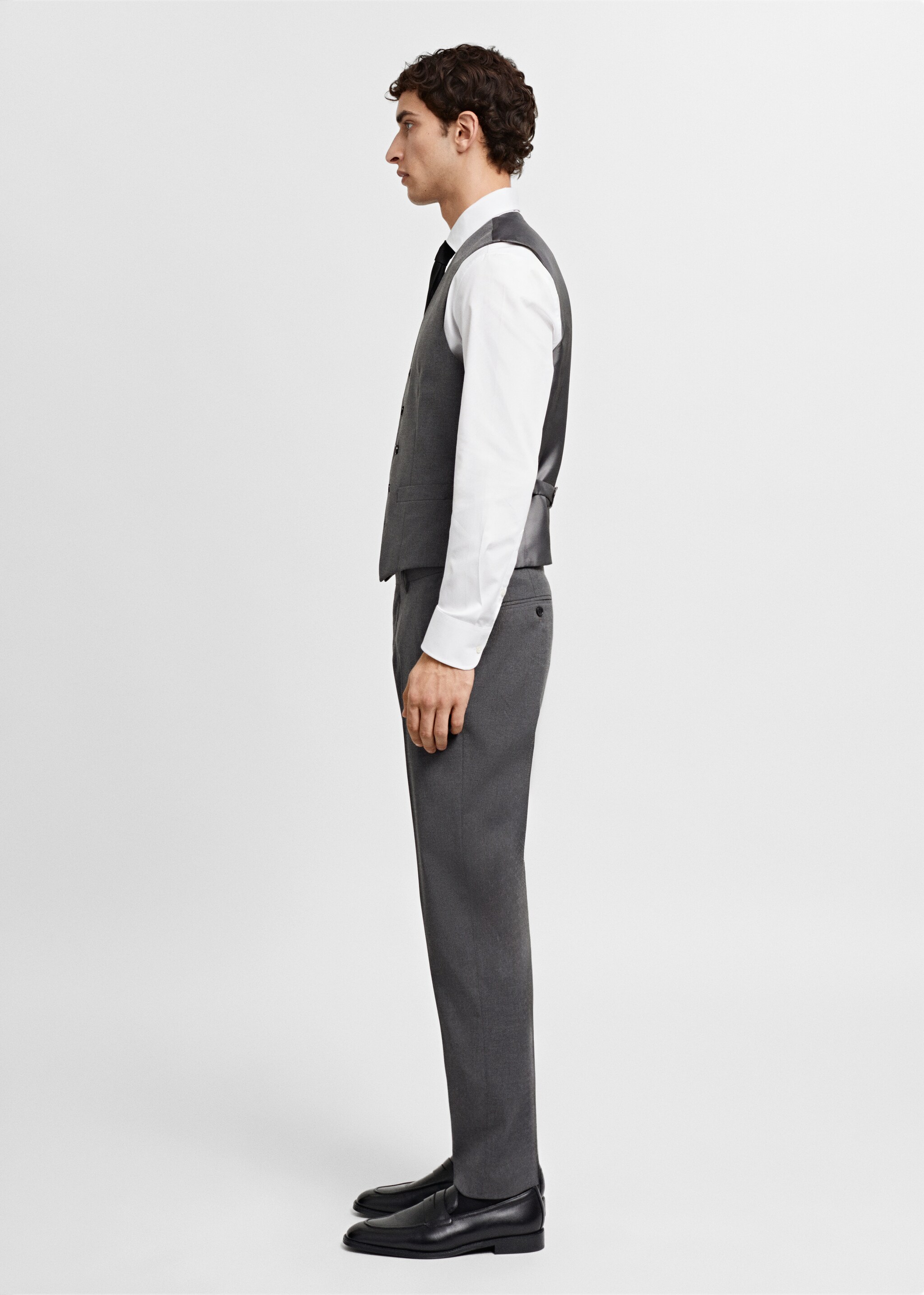 Slim-fit suit waistcoat - Details of the article 2