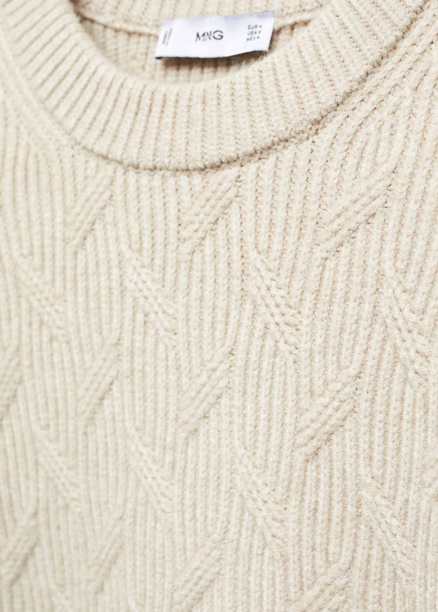 Pullover mit Zopfmuster - Detail des Artikels 8