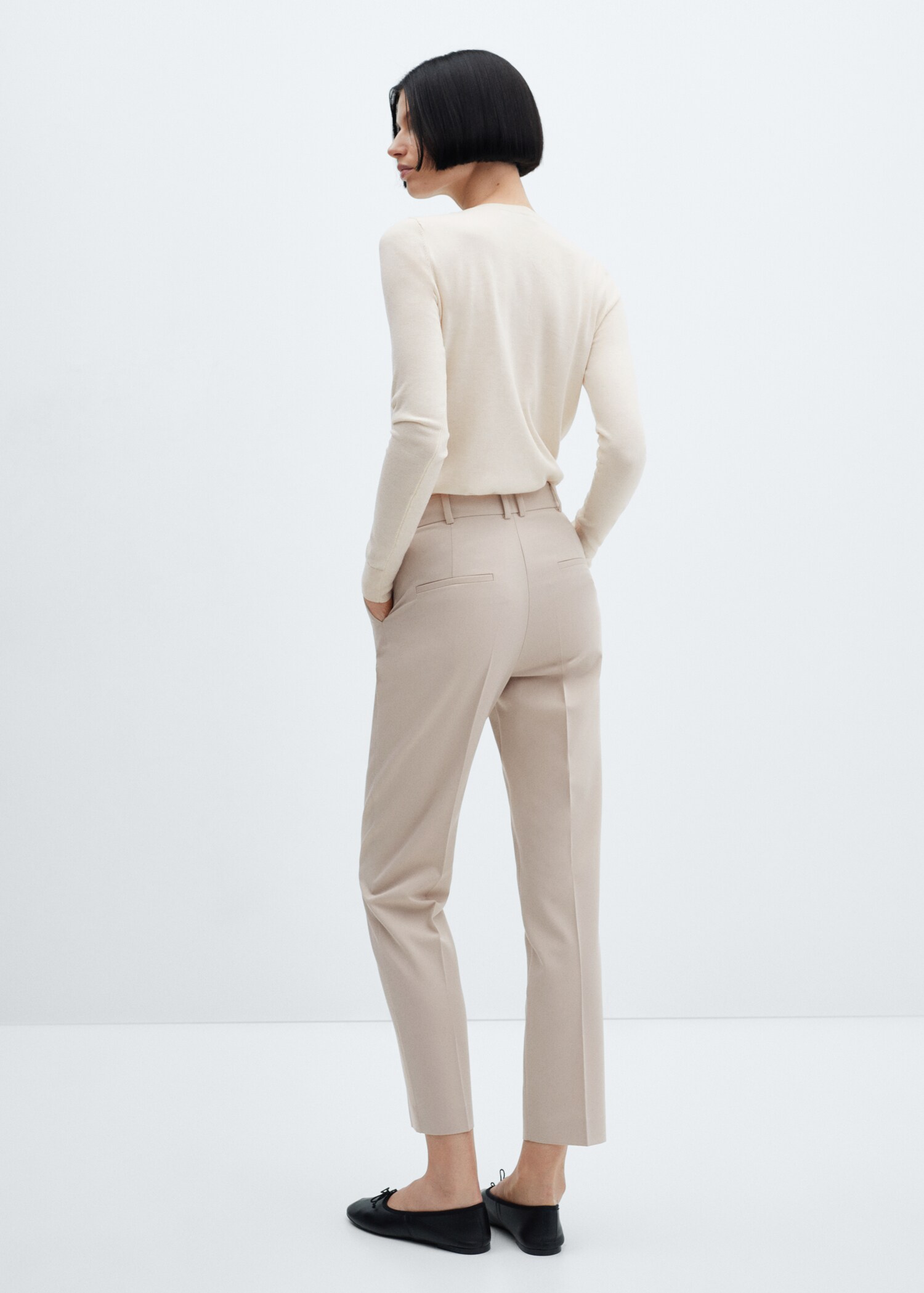 Straight suit trousers - Reverse of the article