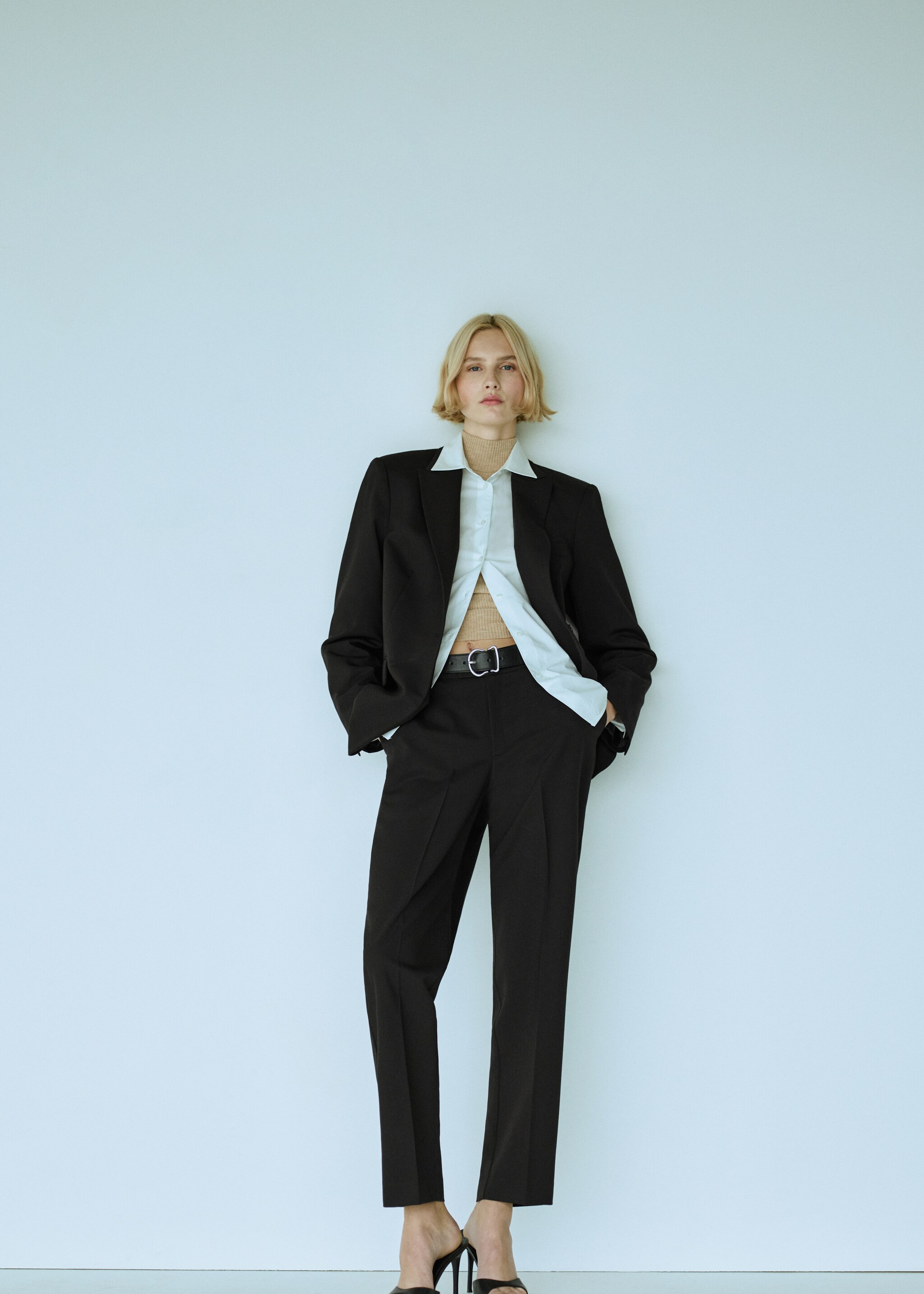 Straight suit pants - Details of the article 9