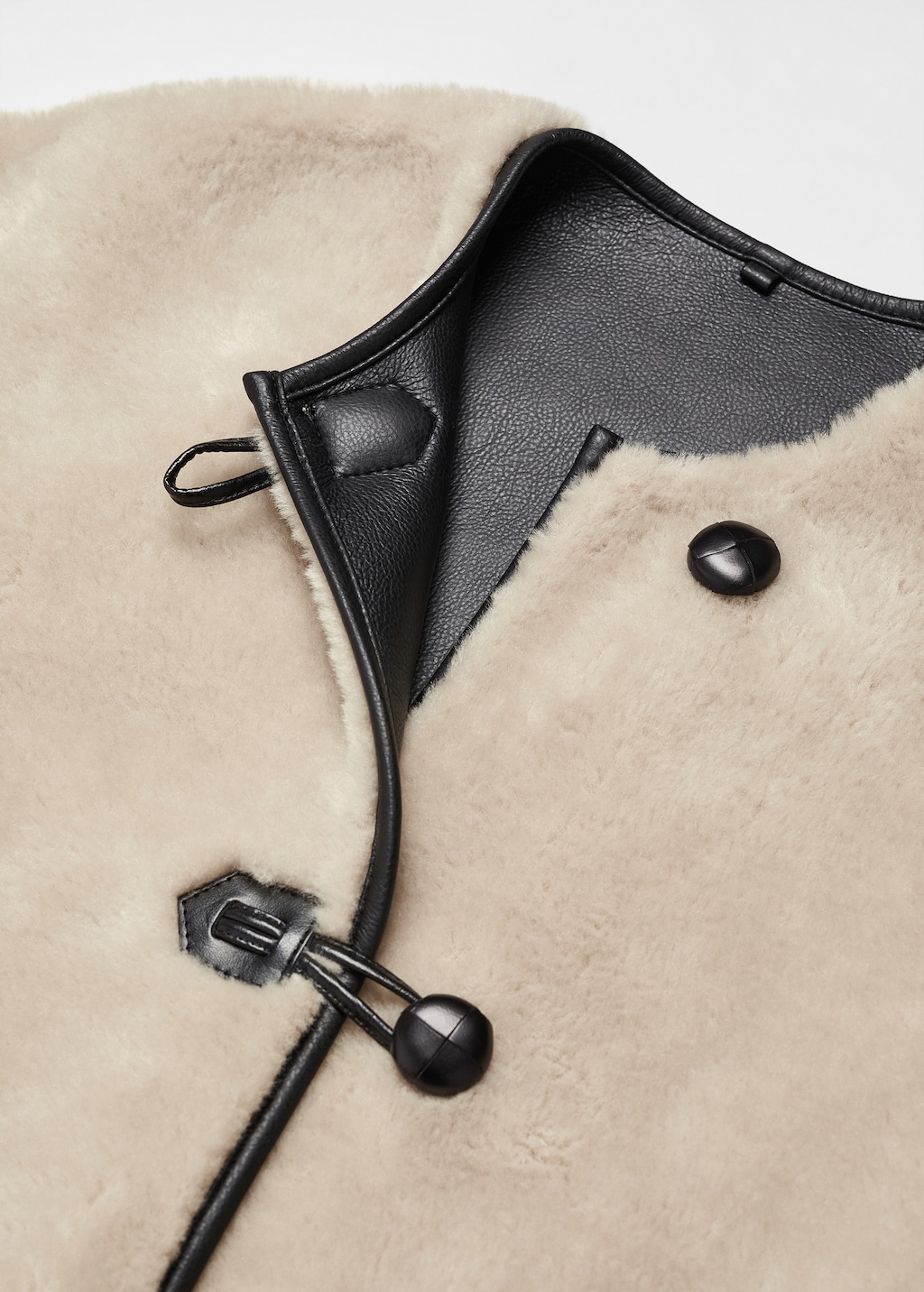 Fur-effect coat with appliqués - Women | MANGO Japan
