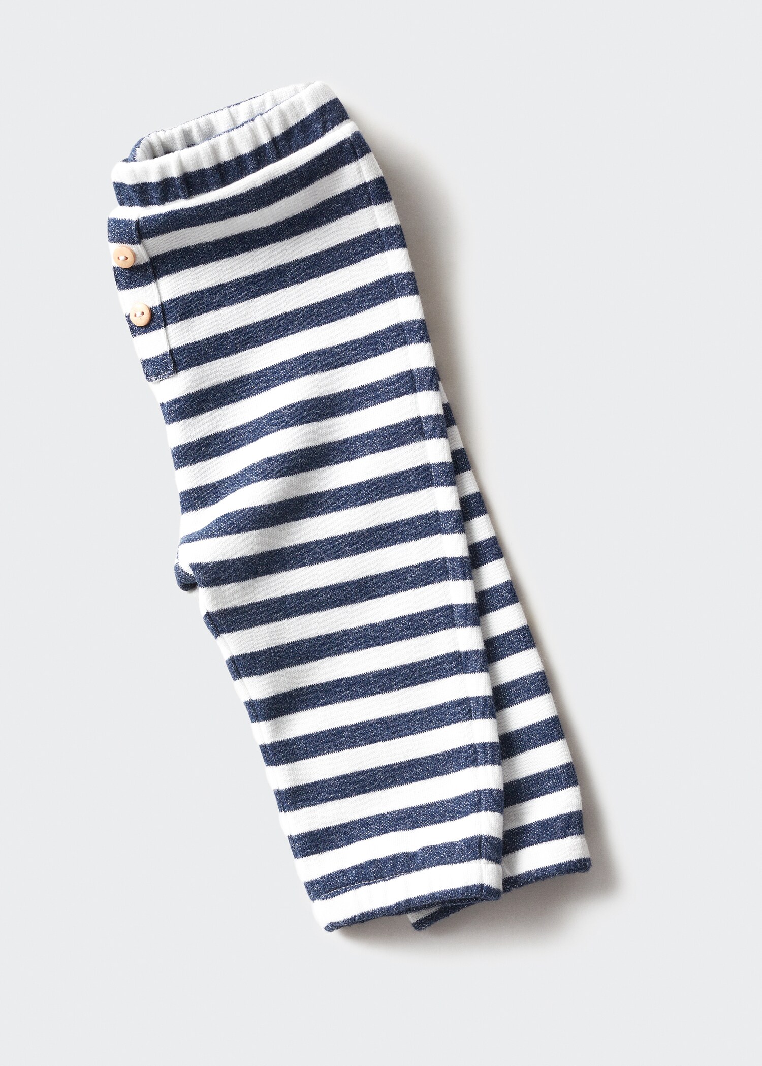 Pantaloni cu dungi  - Detaliu al articolului 8
