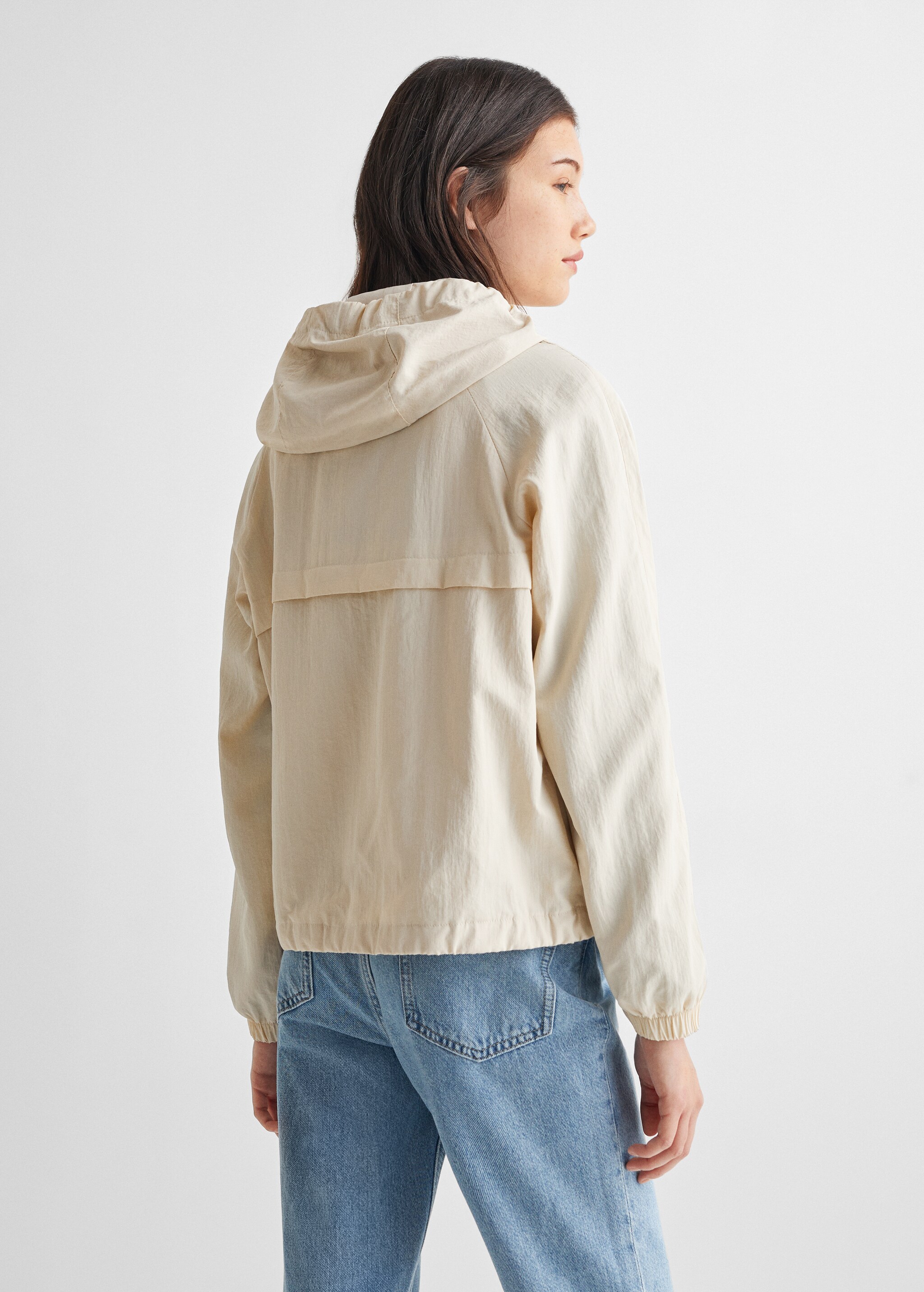 Lightweight pocket jacket - Reverse of the article