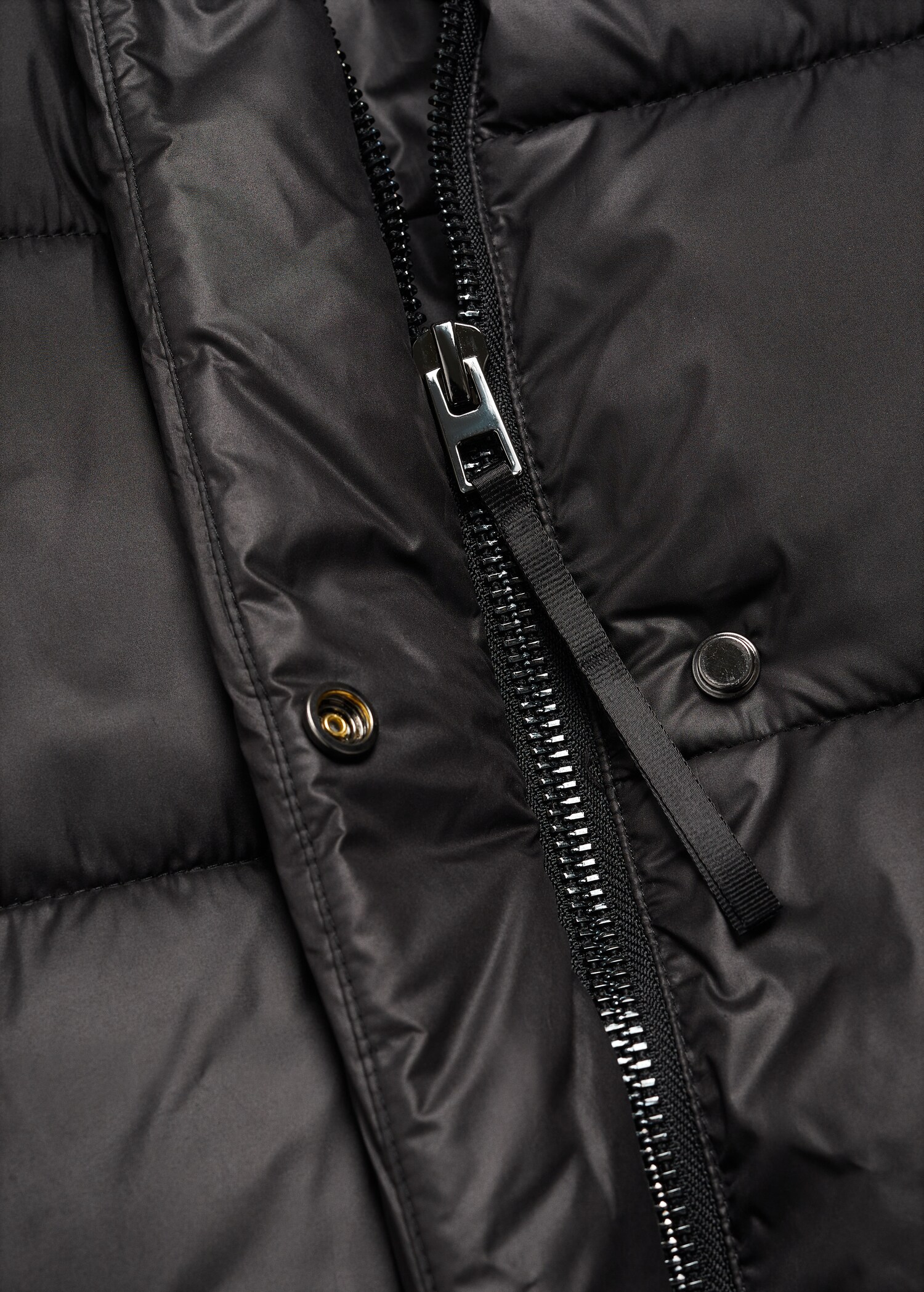 Anorak matelassé à capuche amovible - Détail de l'article 0