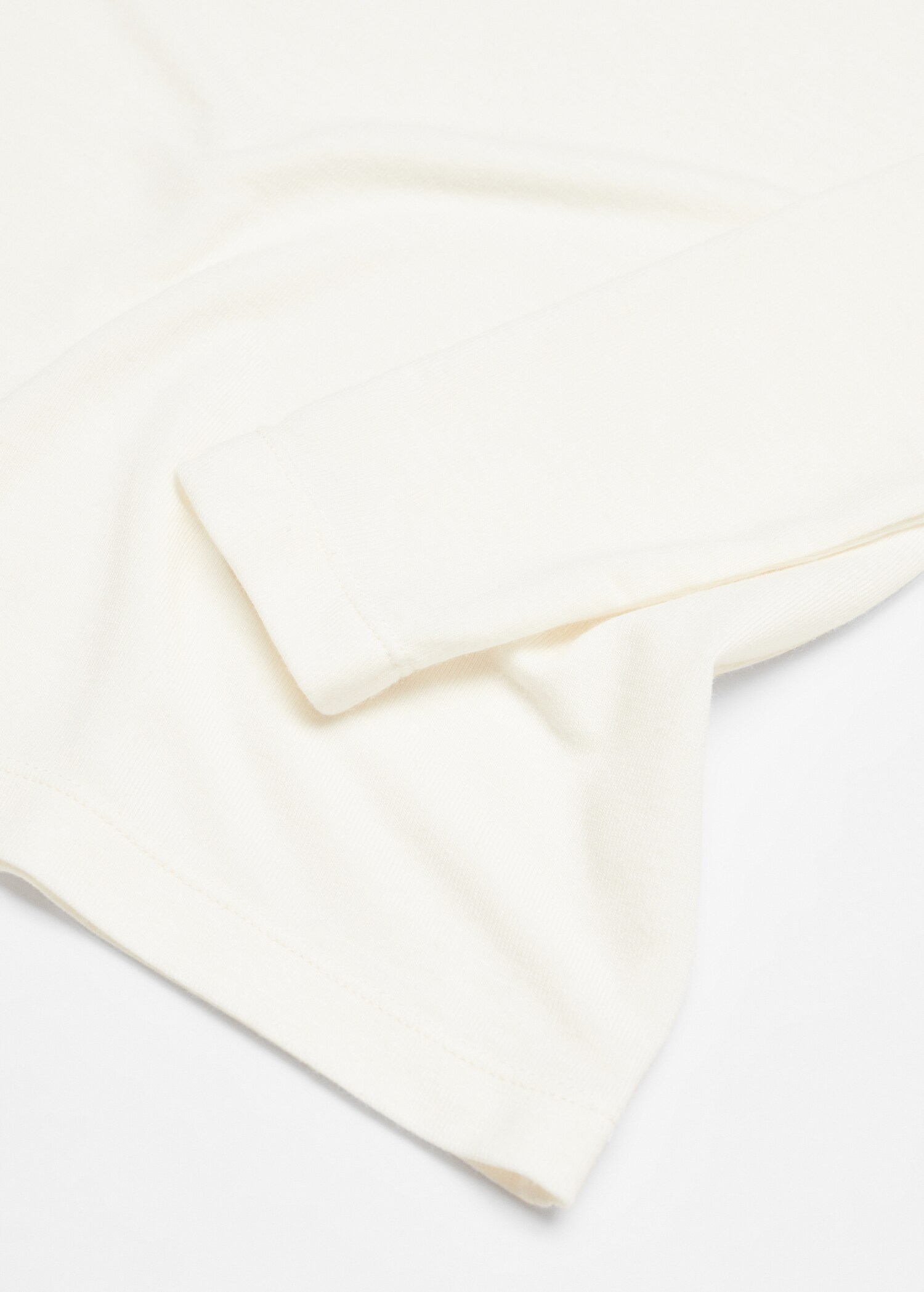 Round-neck knitted t-shirt - Details of the article 8