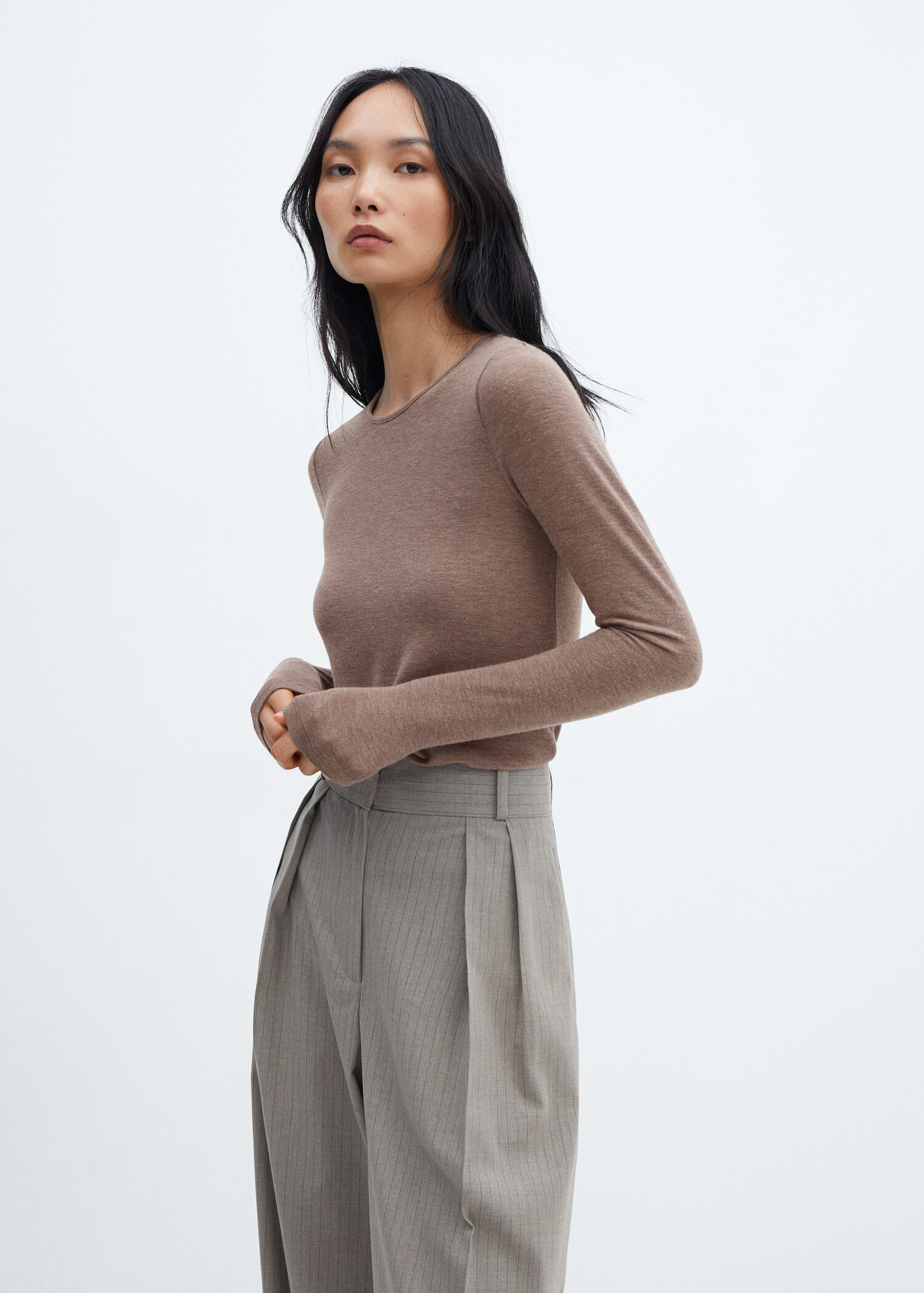 Round-neck knitted t-shirt - Woman | MANGO Iran