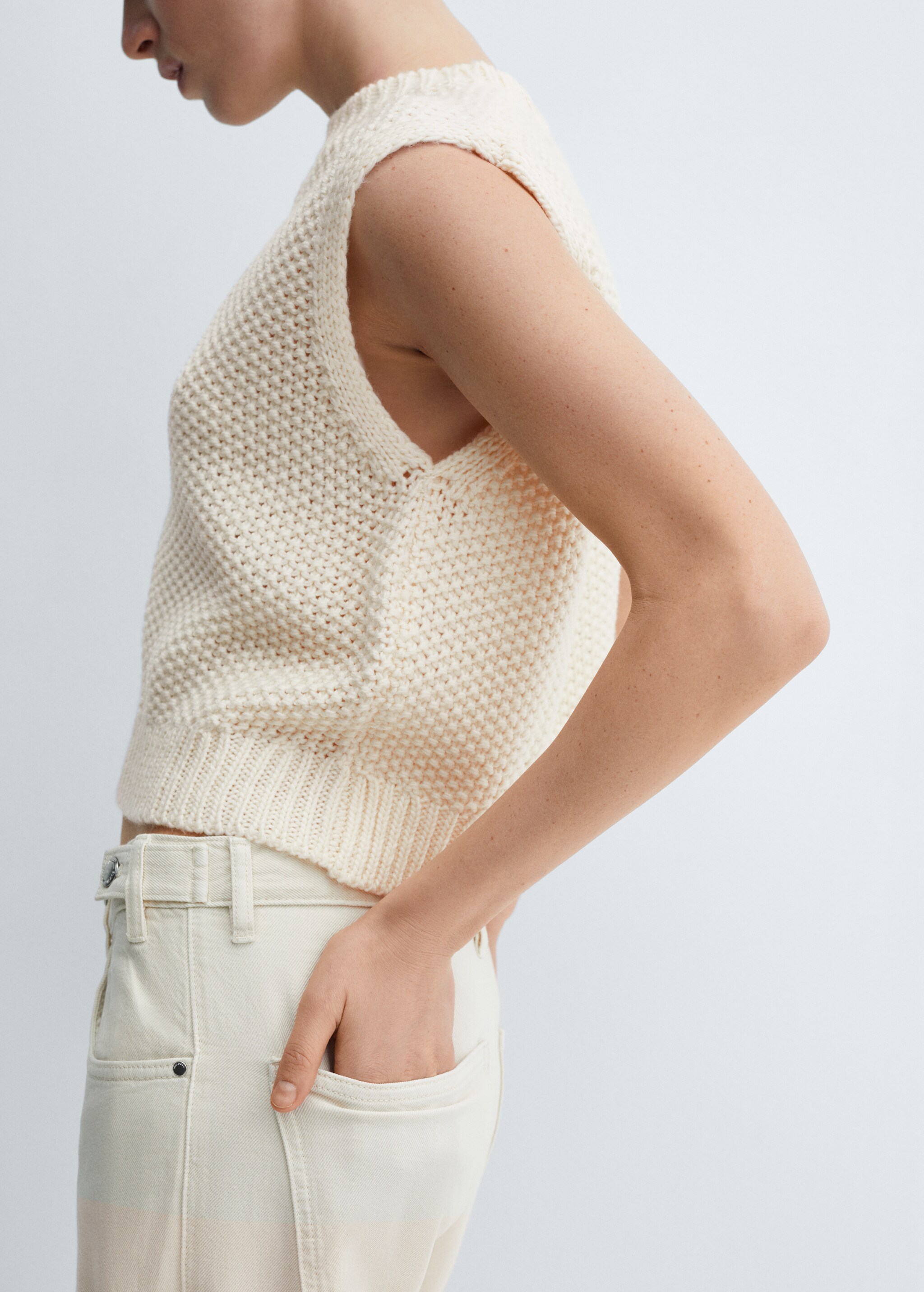 Chunky-knit gilet - Details of the article 6