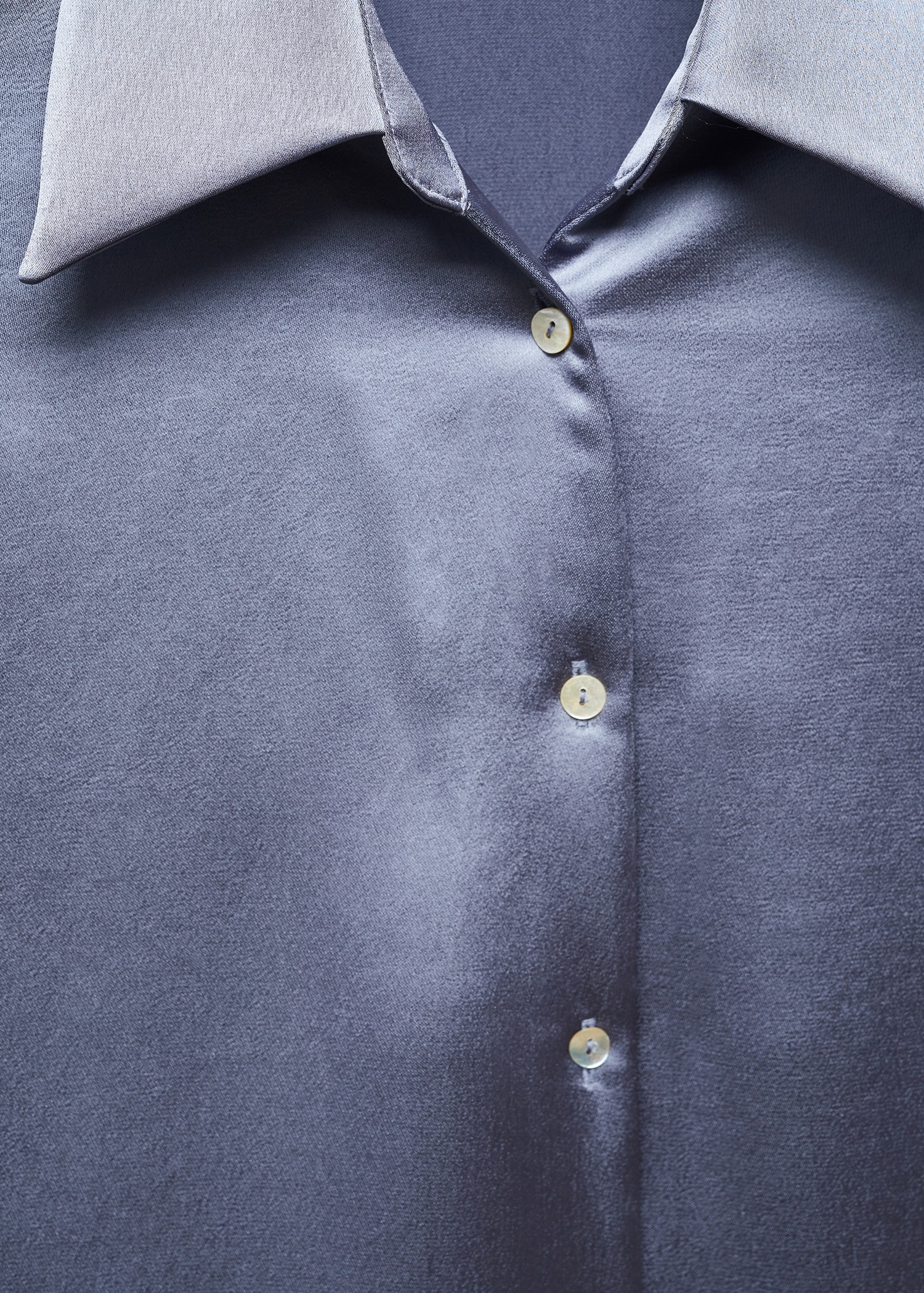 Chemise satinée boutons - Détail de l'article 8