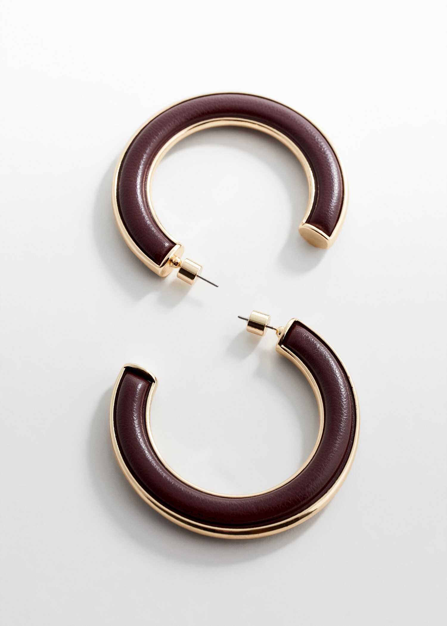 Two-tone hoop earrings - Details of the article 1