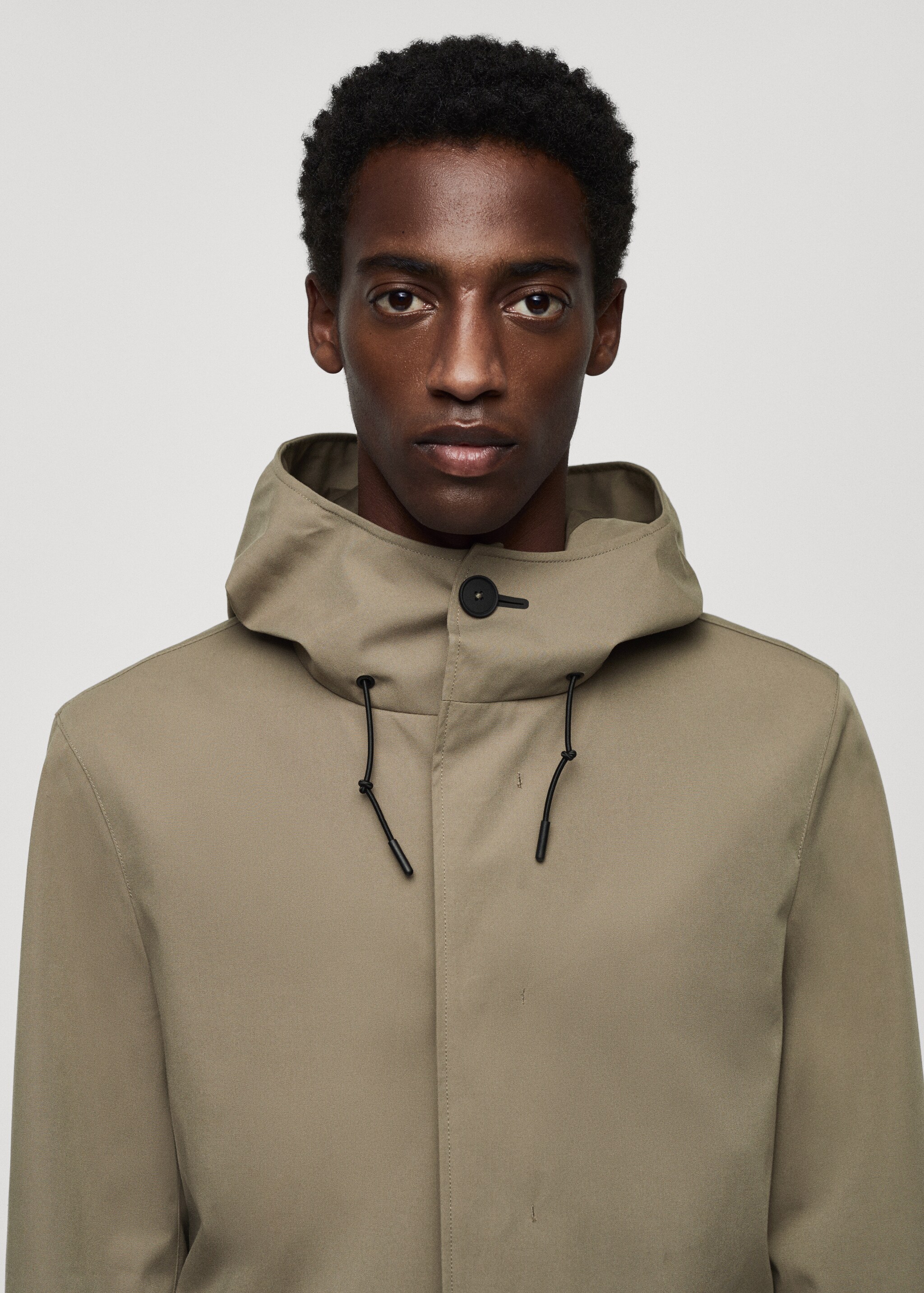 Water-repellent hooded parka - Details of the article 1