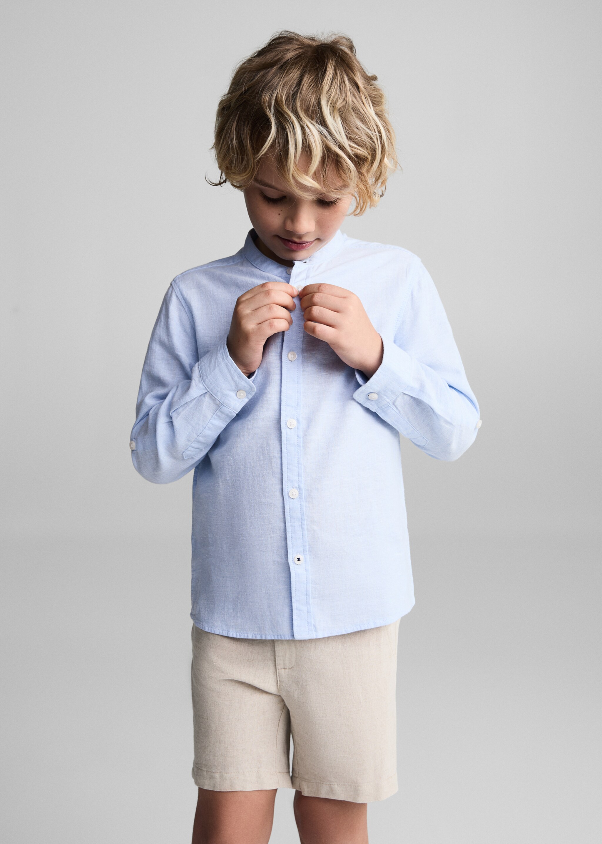 Regular-fit Mao-collar linen shirt - Середній план