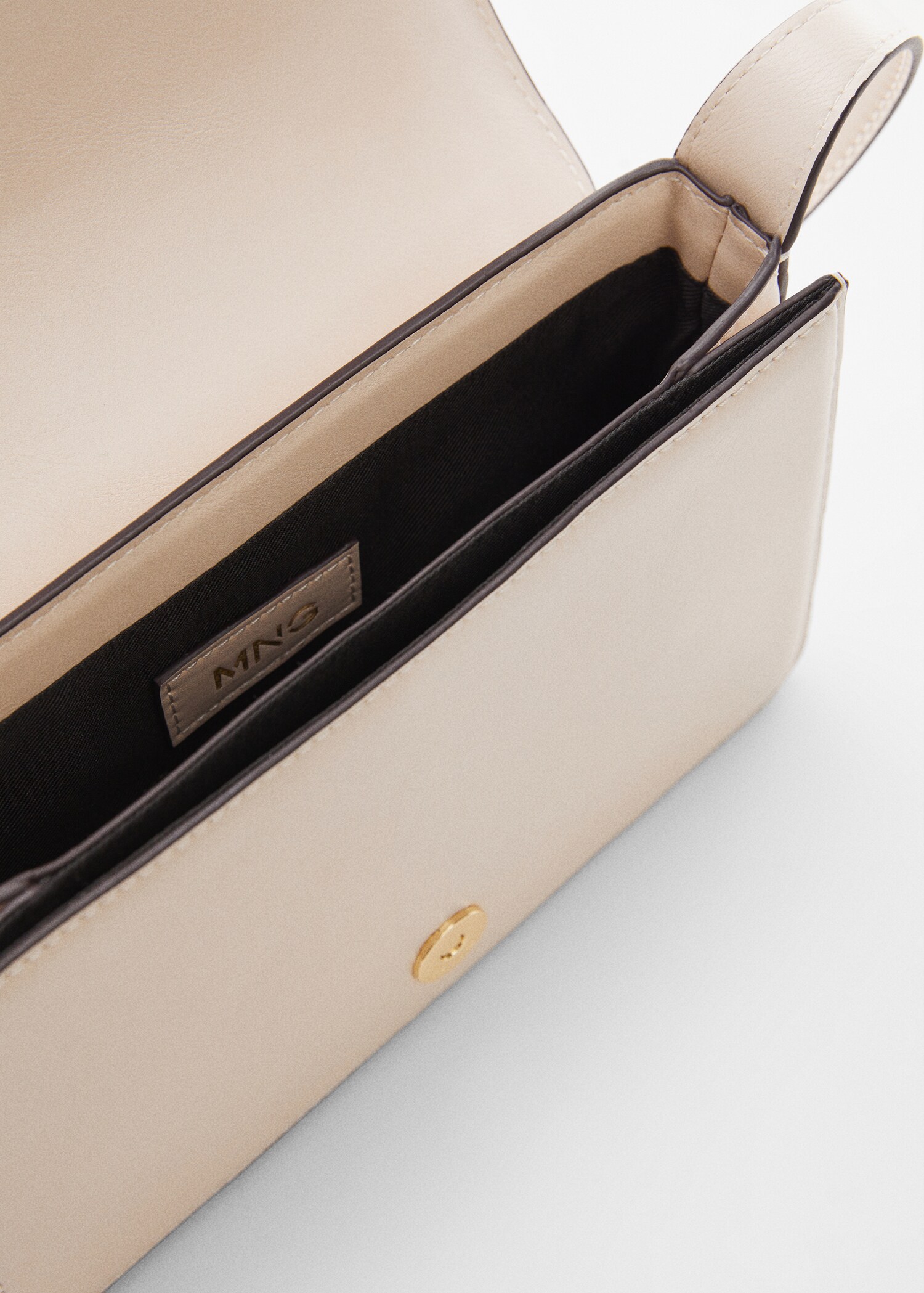 Geantă crossbody cu capac - Detaliu al articolului 2
