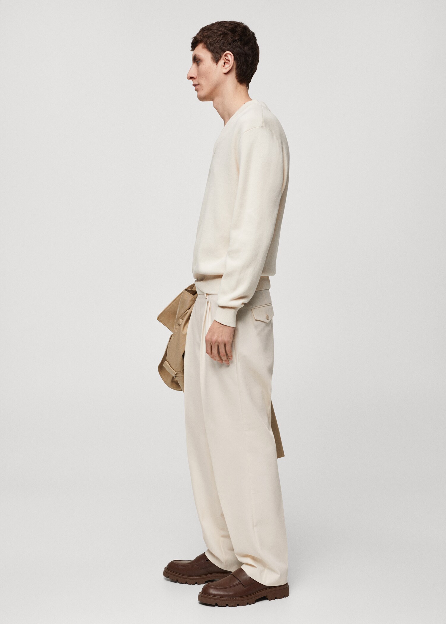 Pleated relaxed-fit trousers - Details of the article 2