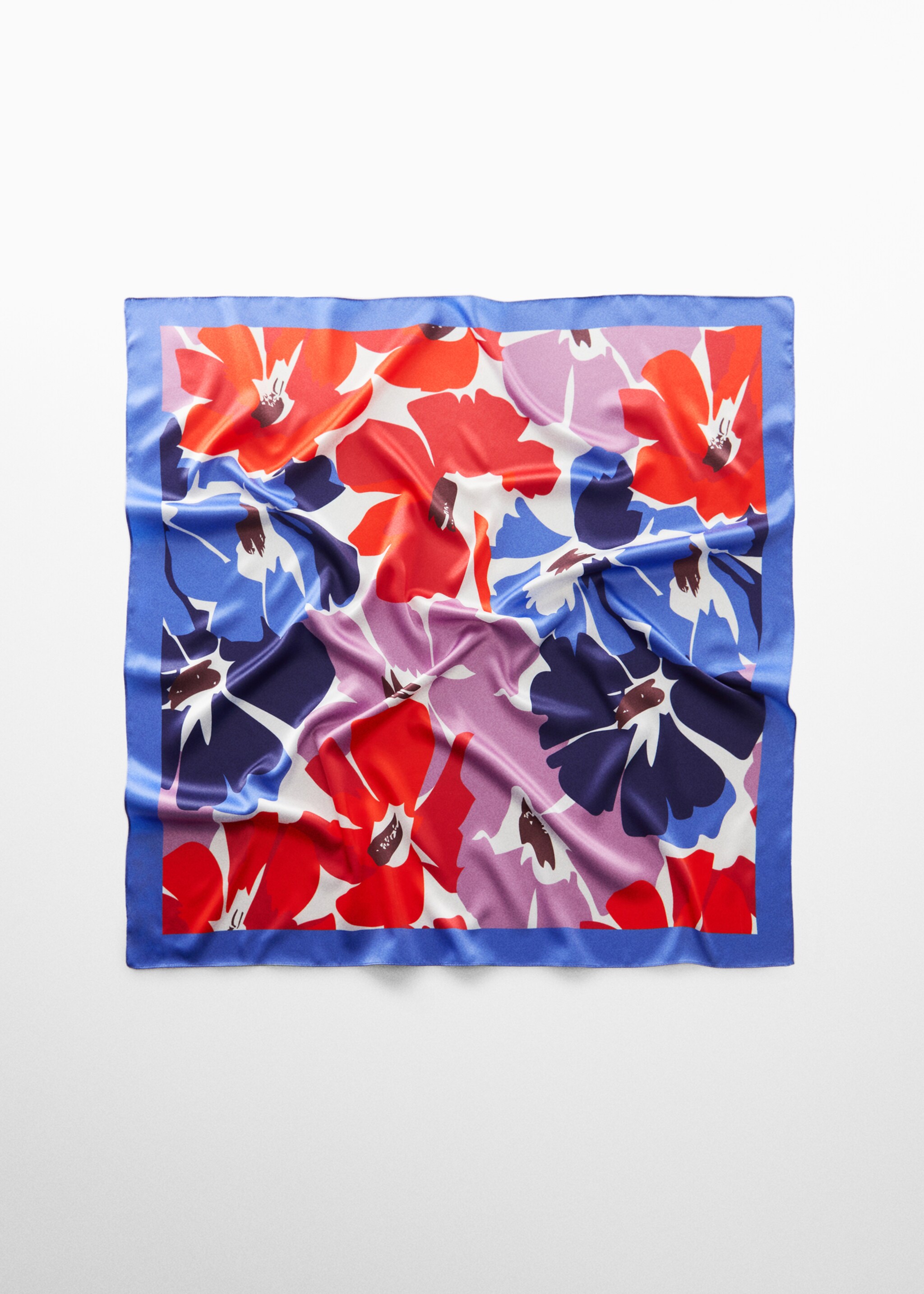 Foulard à fleurs - Article sans modèle