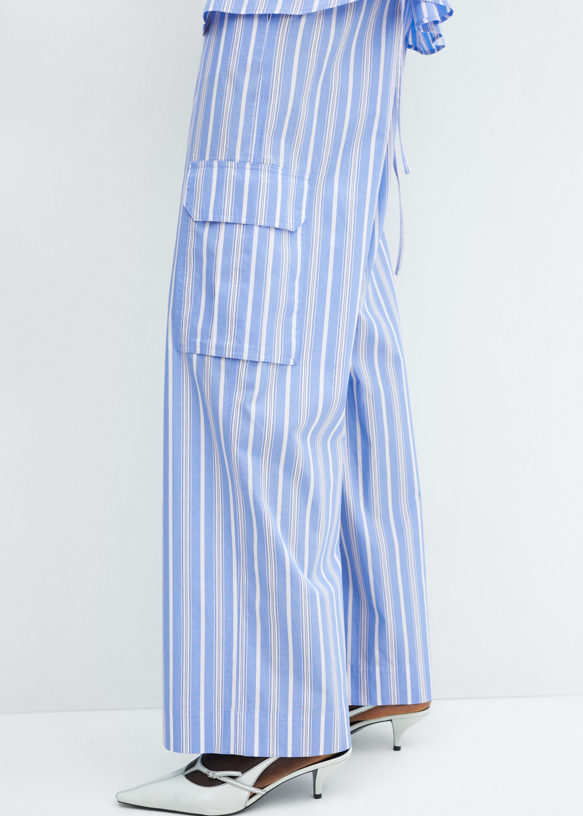 Striped cotton cargo trousers - Details of the article 4