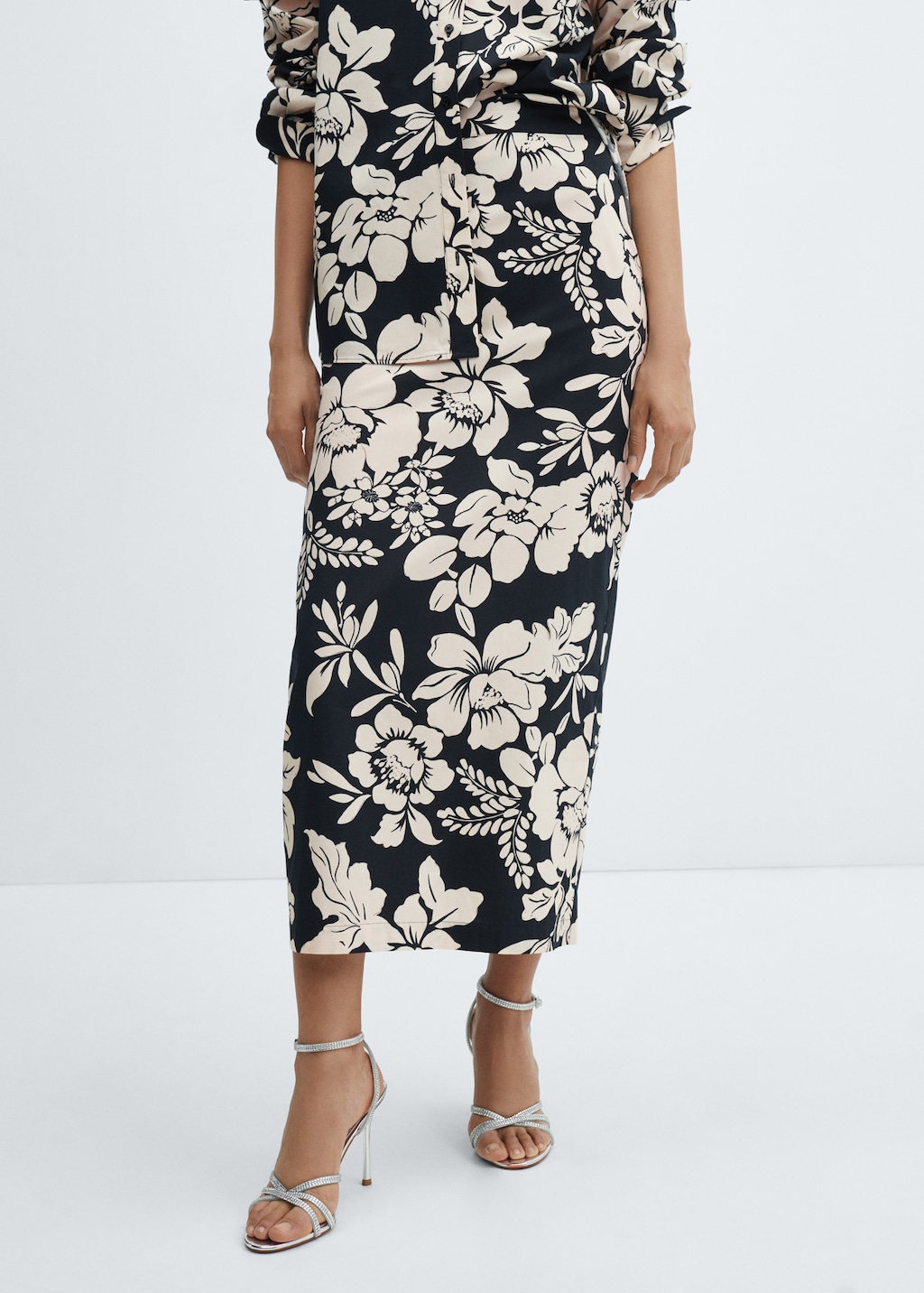 Floral long back skirt online