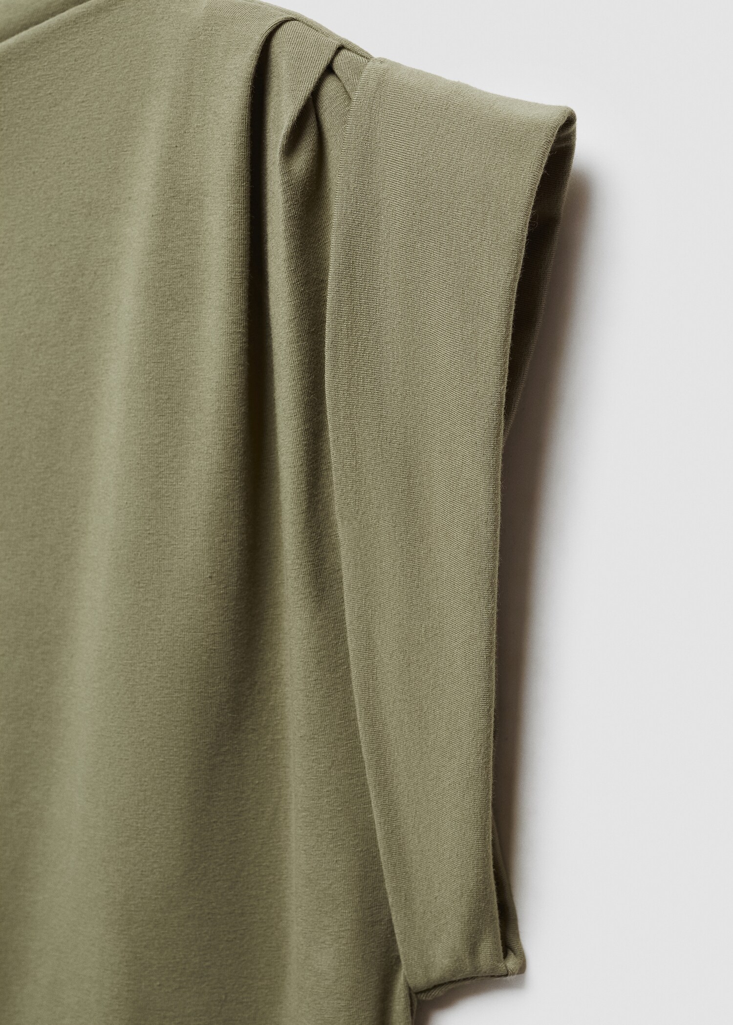 Knitted dress with turn-up sleeves - Details of the article 8