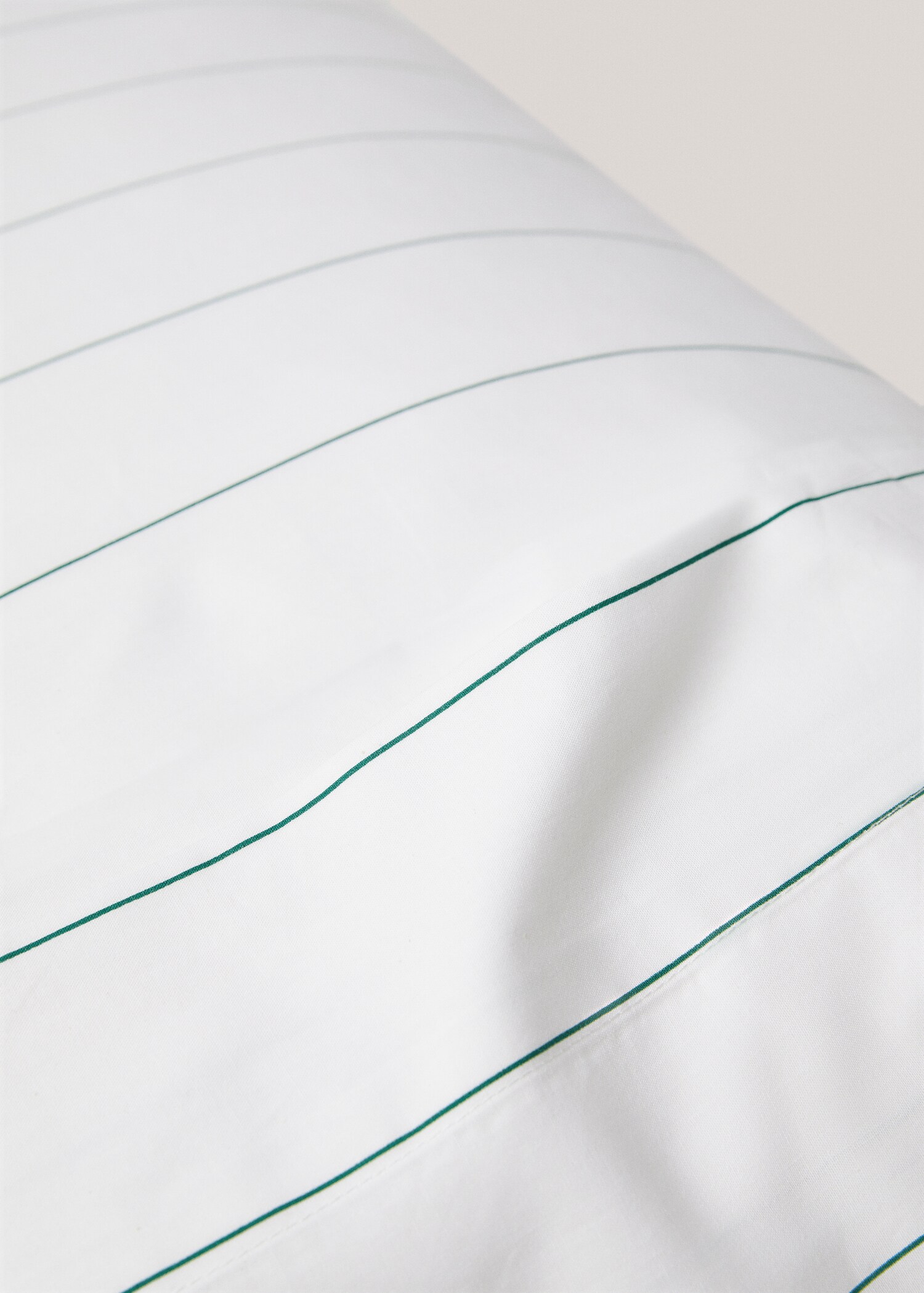 Striped printed cotton pillowcase 45x110cm - Details of the article 1