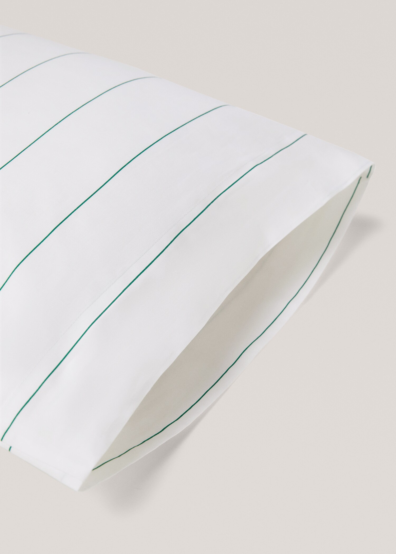 Striped printed cotton pillowcase 45x110cm - Details of the article 2