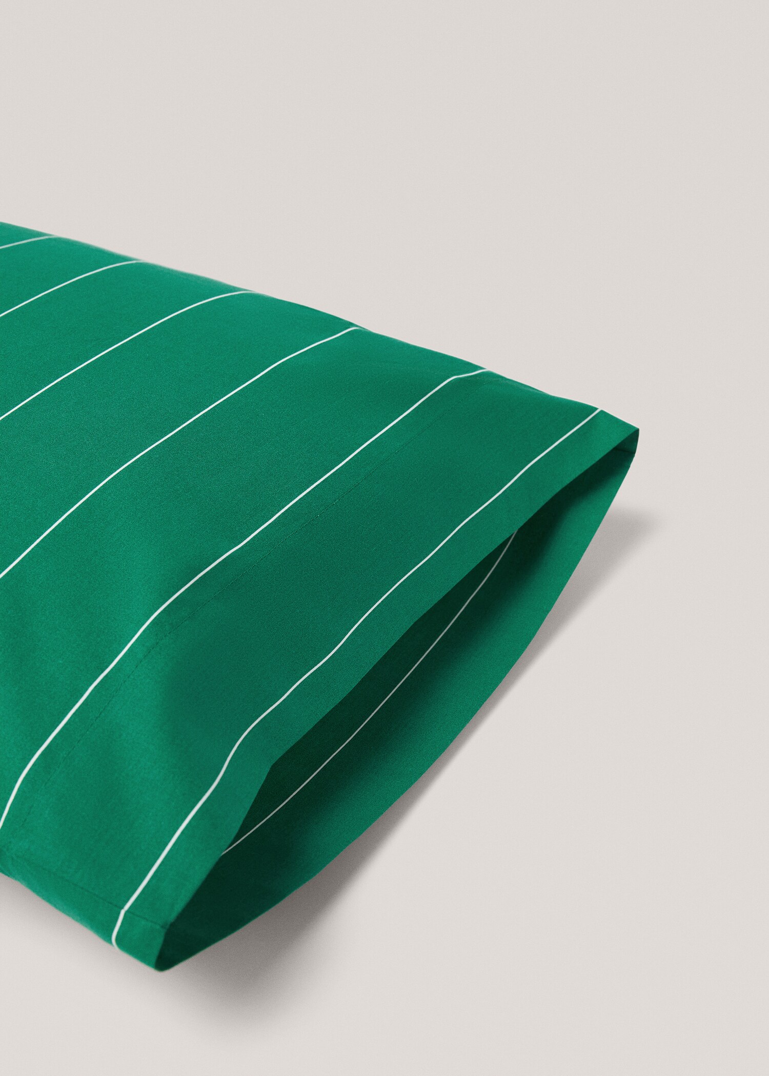 Striped printed cotton pillowcase 45x110cm - Details of the article 1