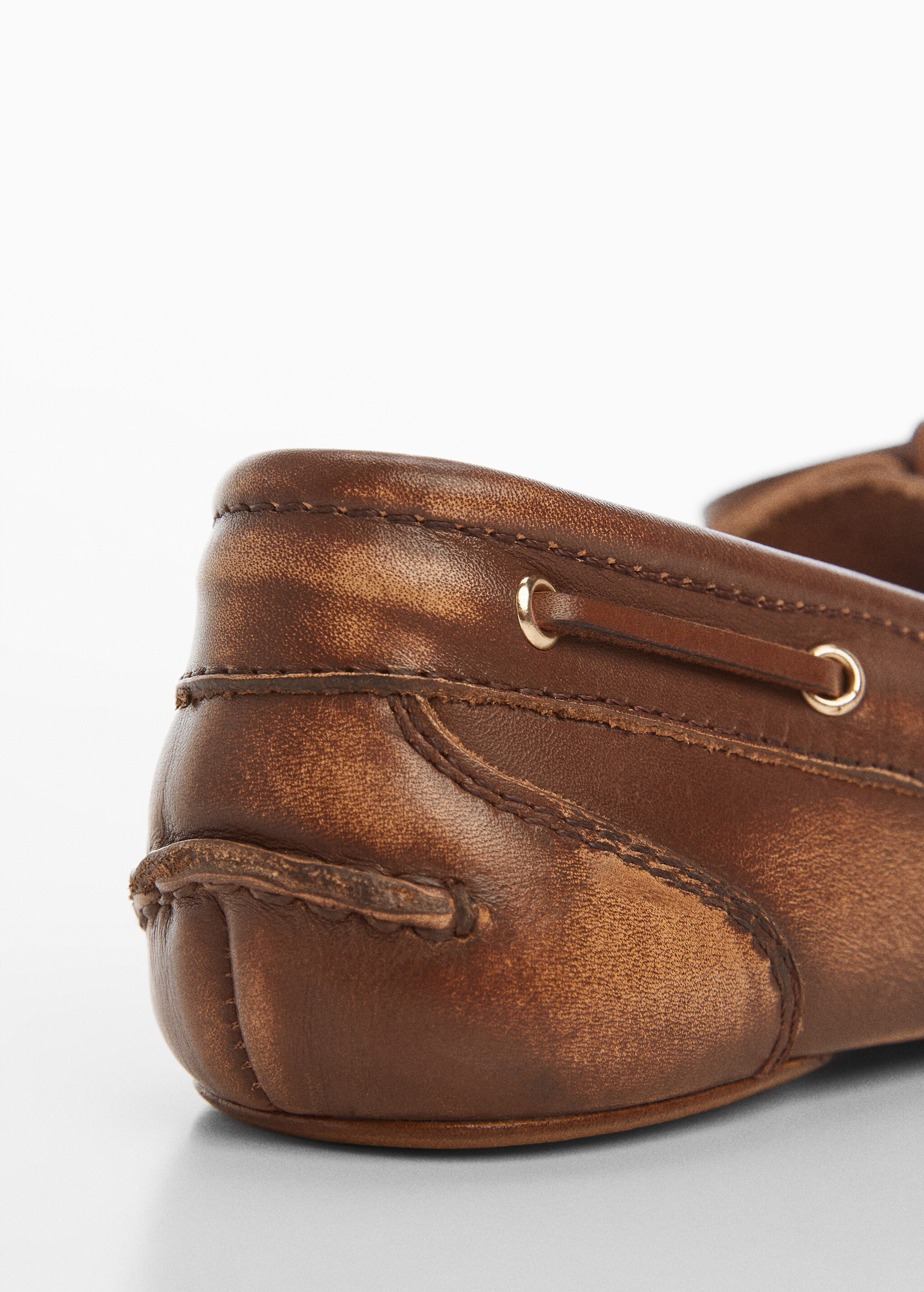 Leather boat shoes - Details of the article 3