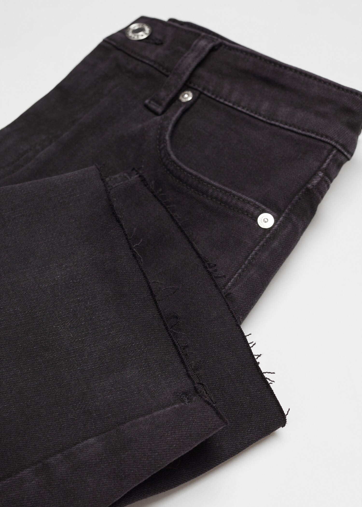 Bermudas vaqueras slim fit - Detalle del artículo 8