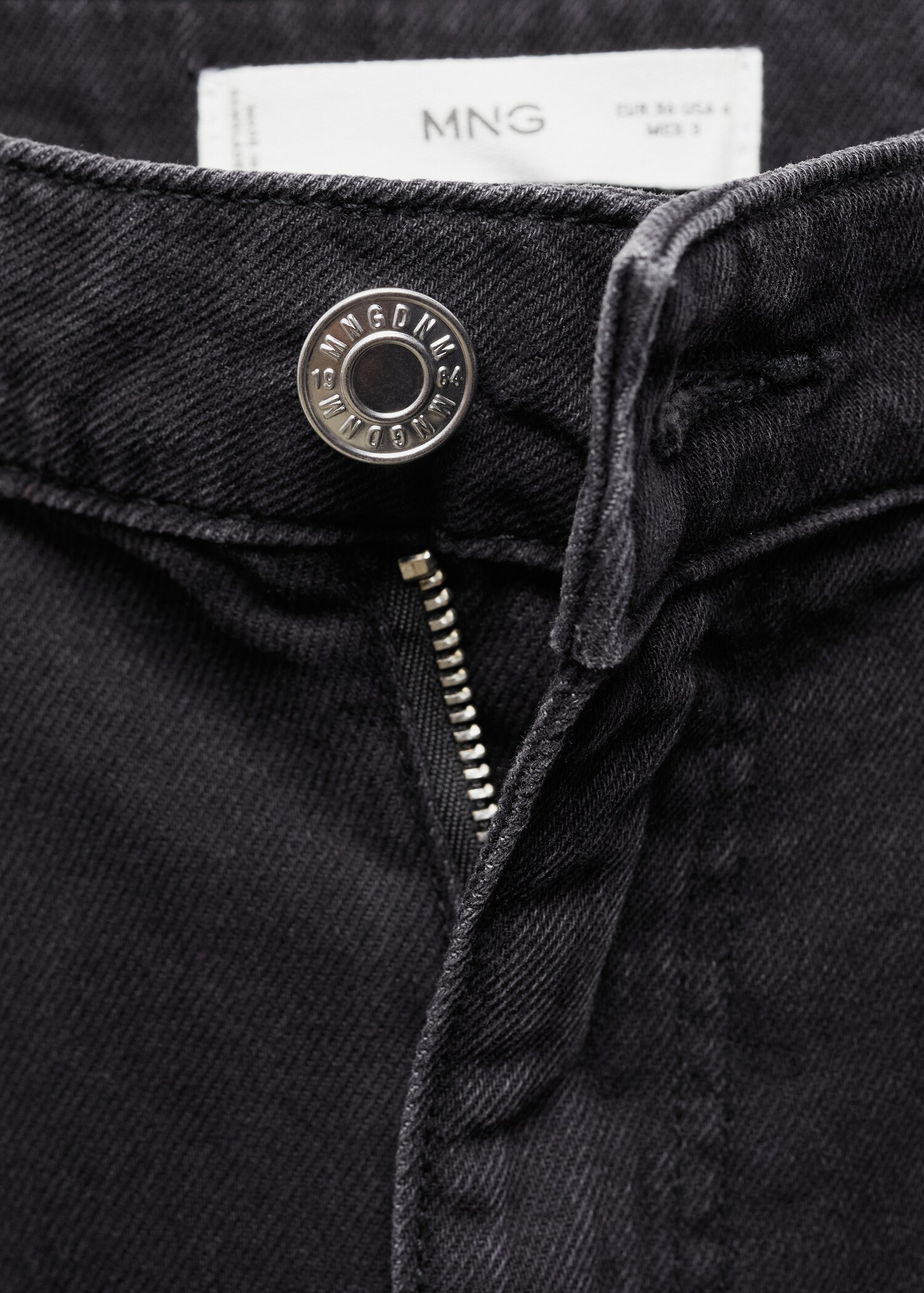 Straight pleated jeans - Details of the article 8