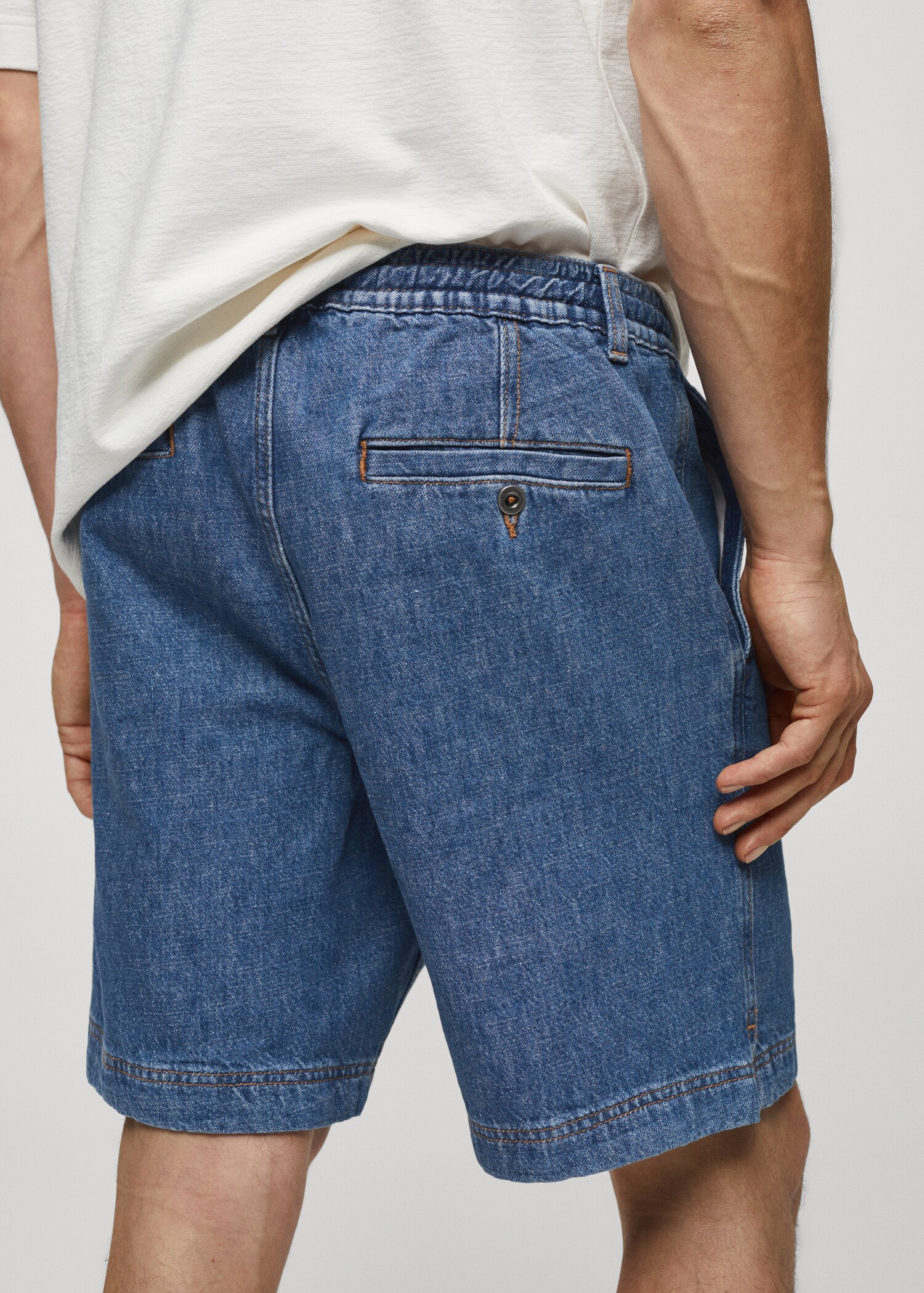 Drawstring denim Bermuda shorts - Details of the article 4