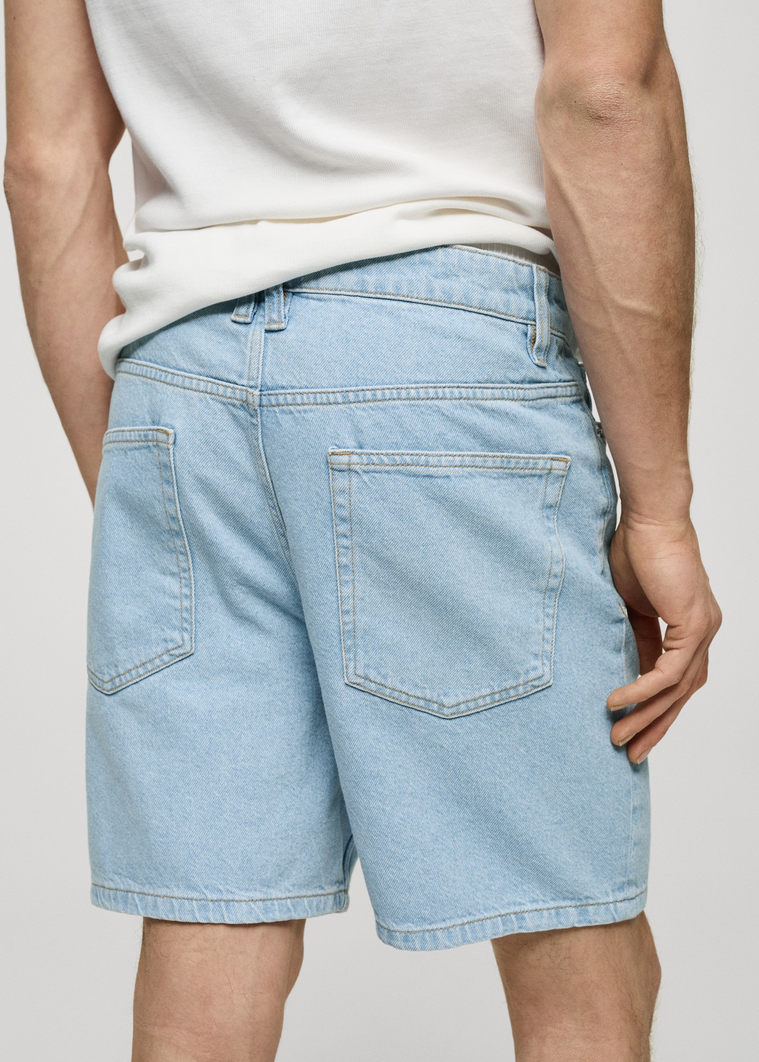 Regular-fit denim bermuda shorts - Details of the article 4