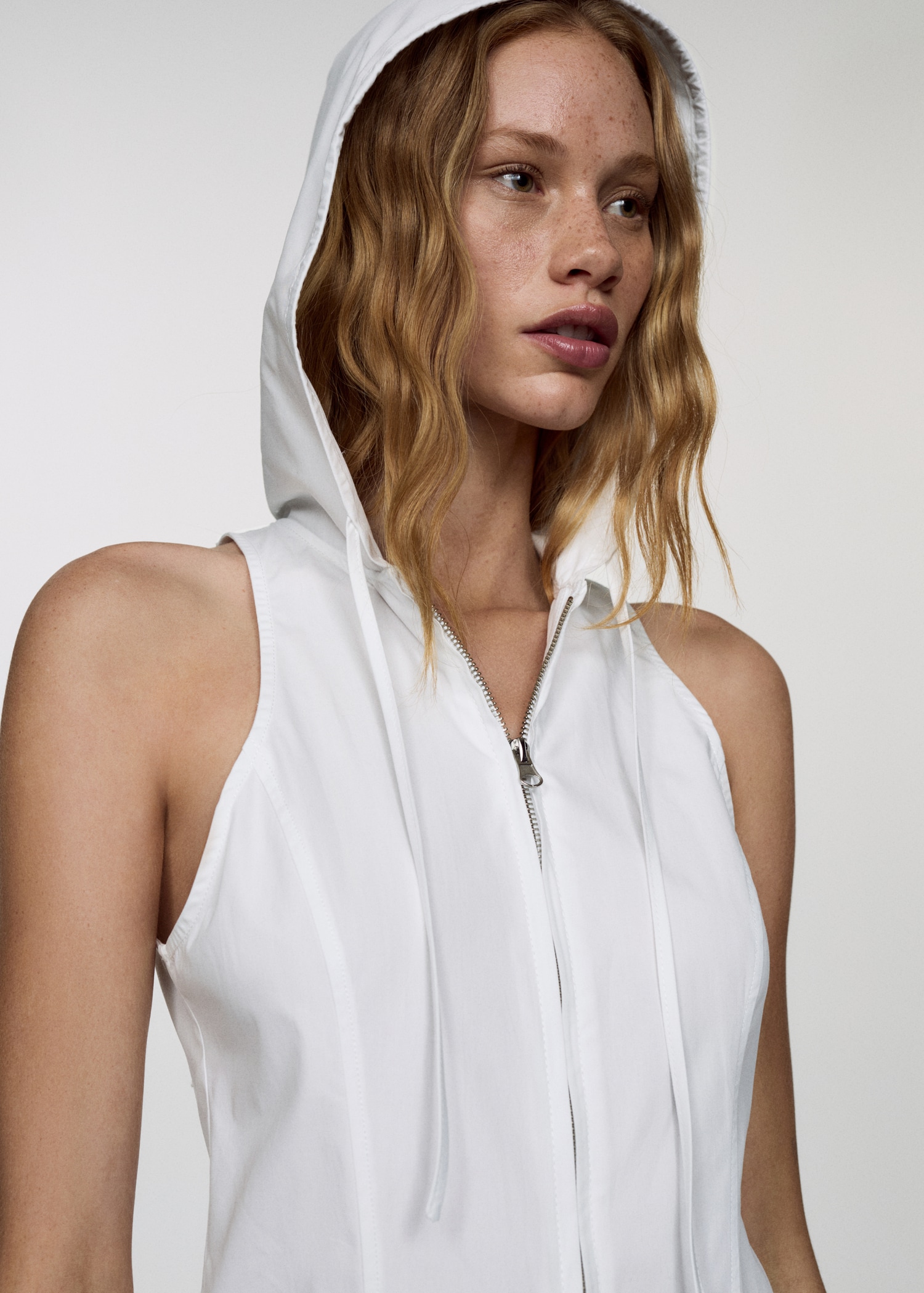 Hooded dress with zip - Medium plane