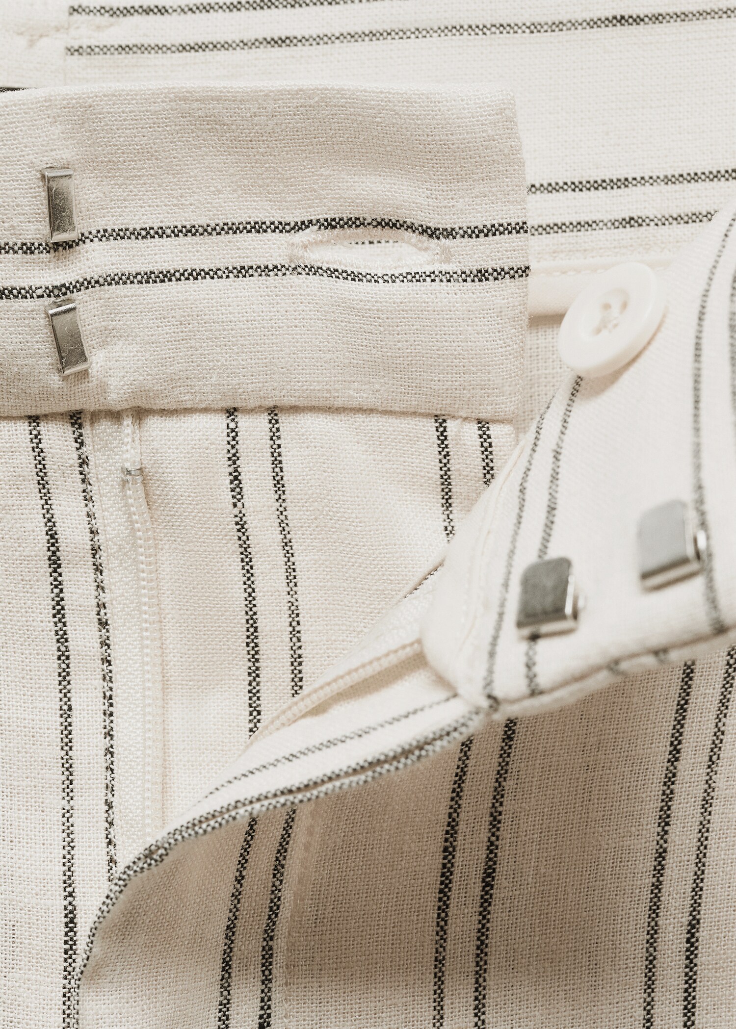 Striped linen-blend trousers - Details of the article 8