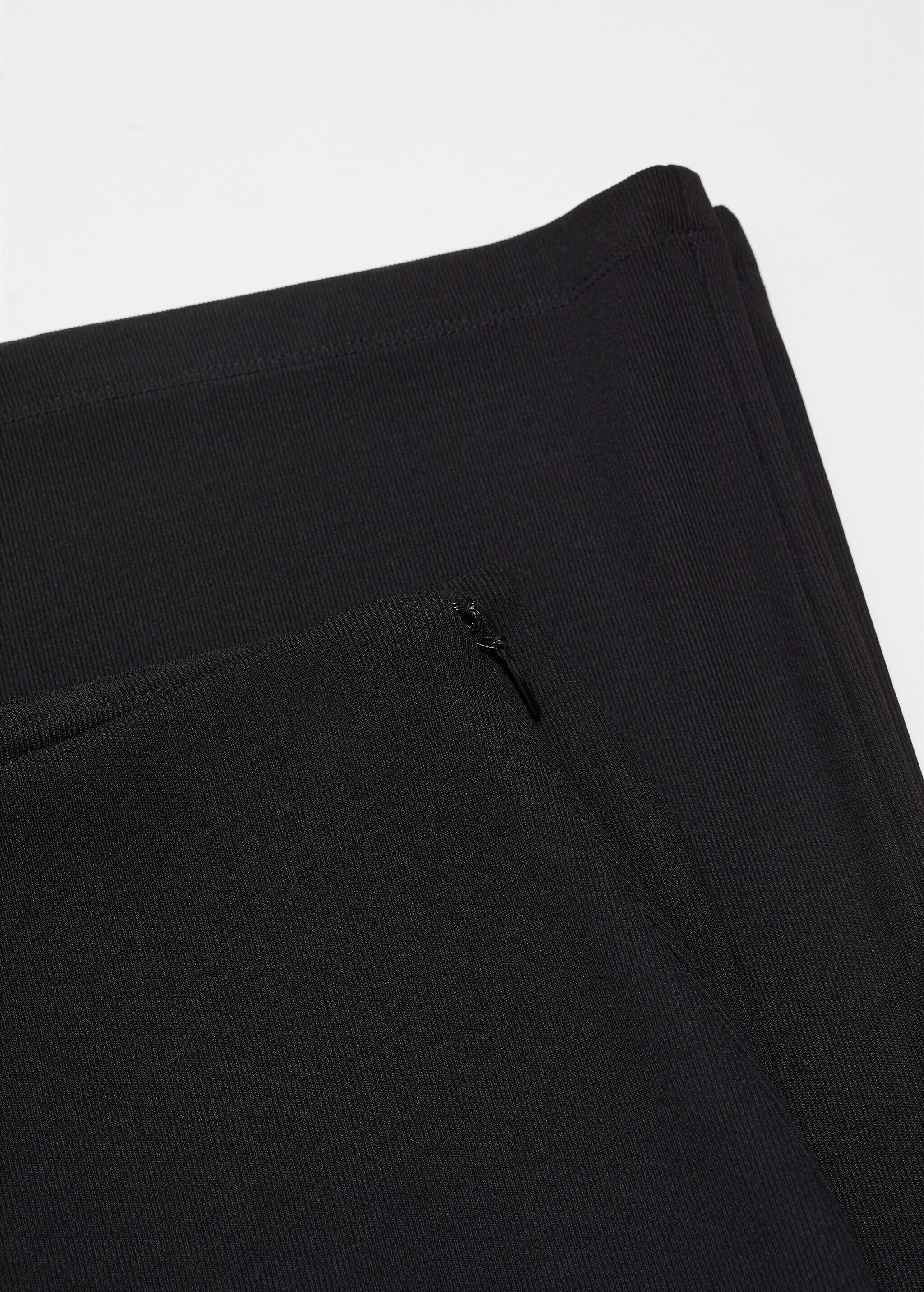 Flowy straight-fit trousers - Details of the article 8
