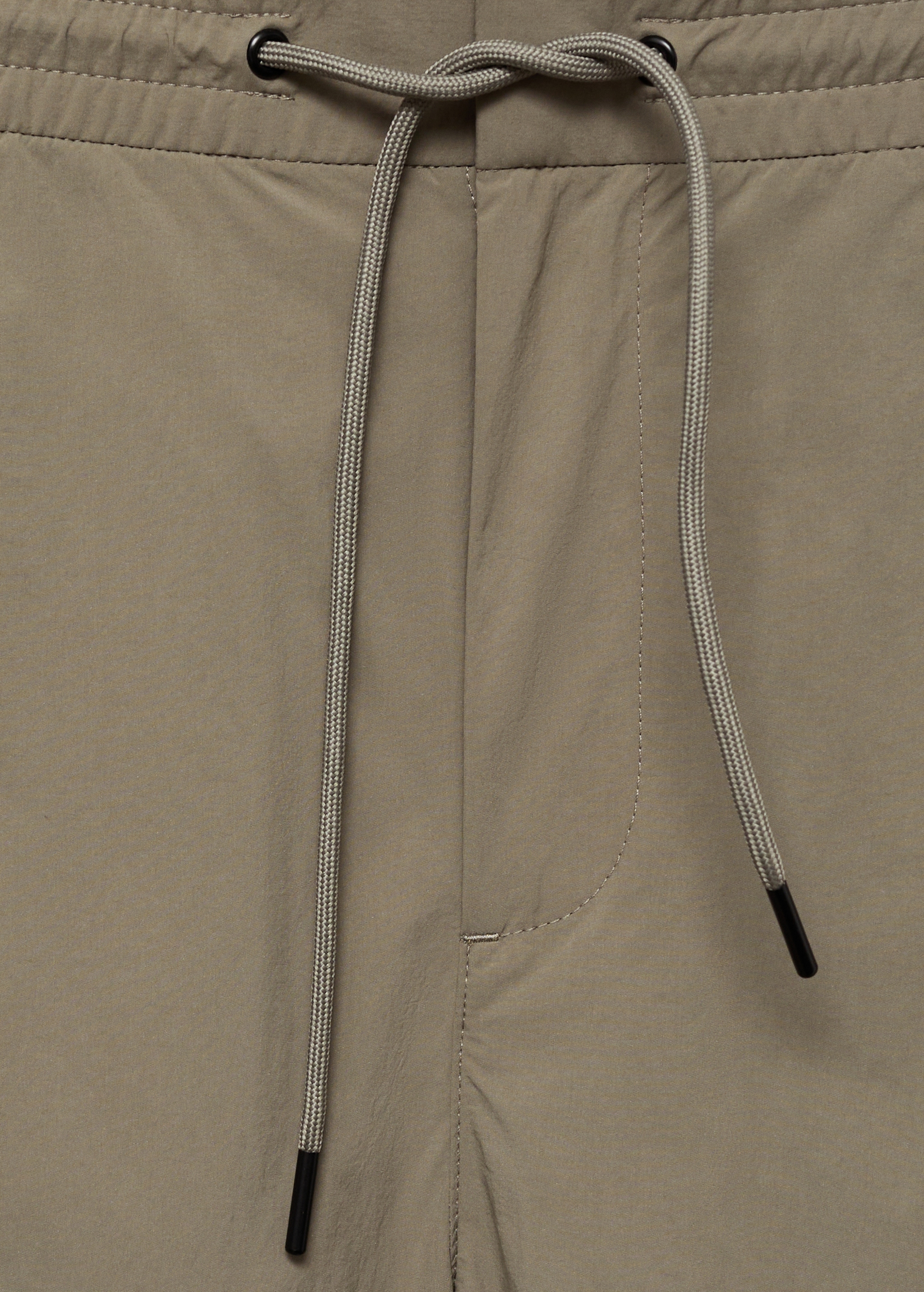 Water repellent drawstring Bermuda shorts - Details of the article 8