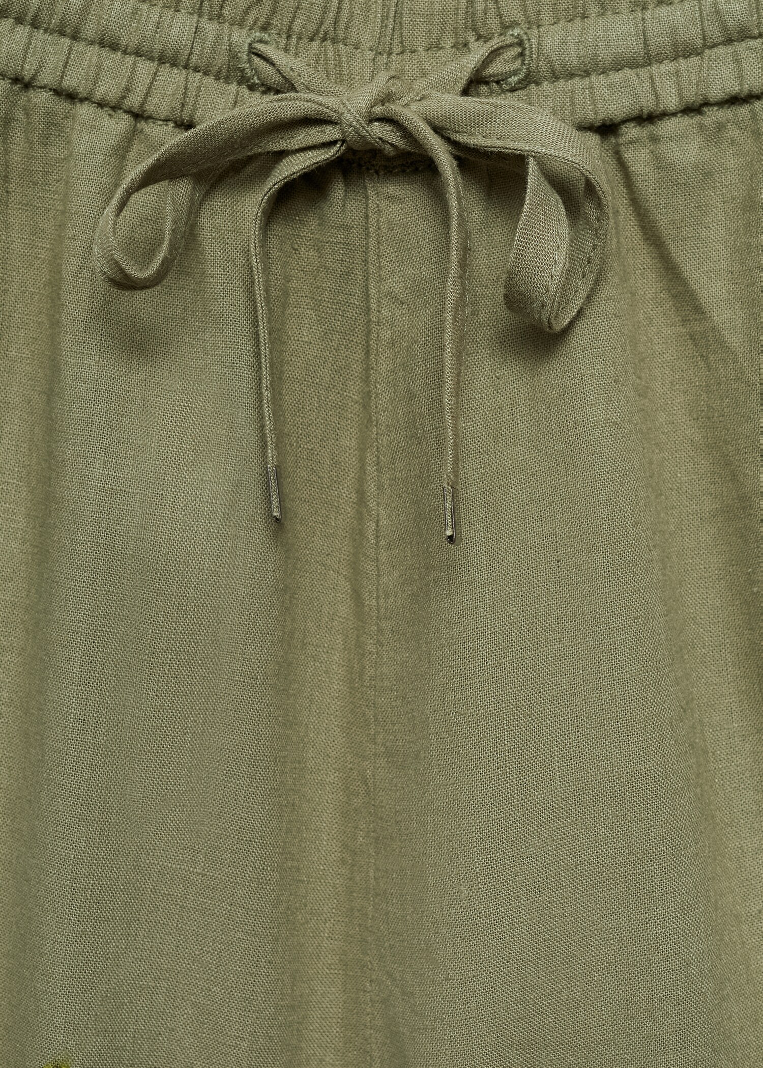 Fluid tie shorts - Details of the article 8