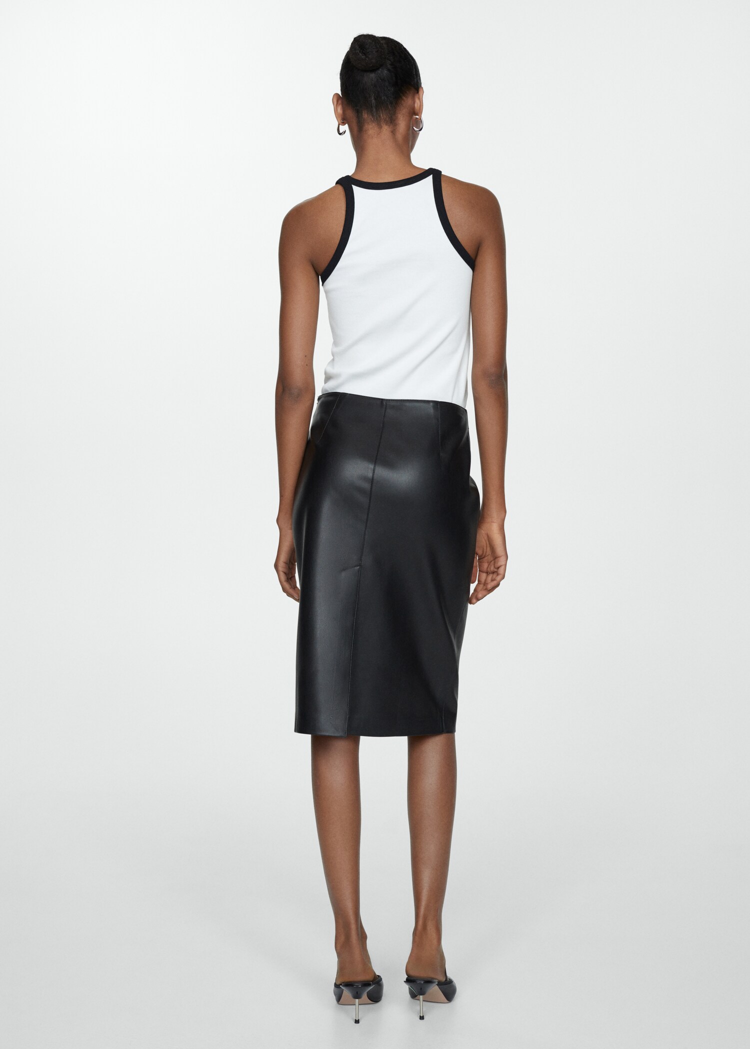 Faux-leather pencil skirt - Зворотна сторона товару