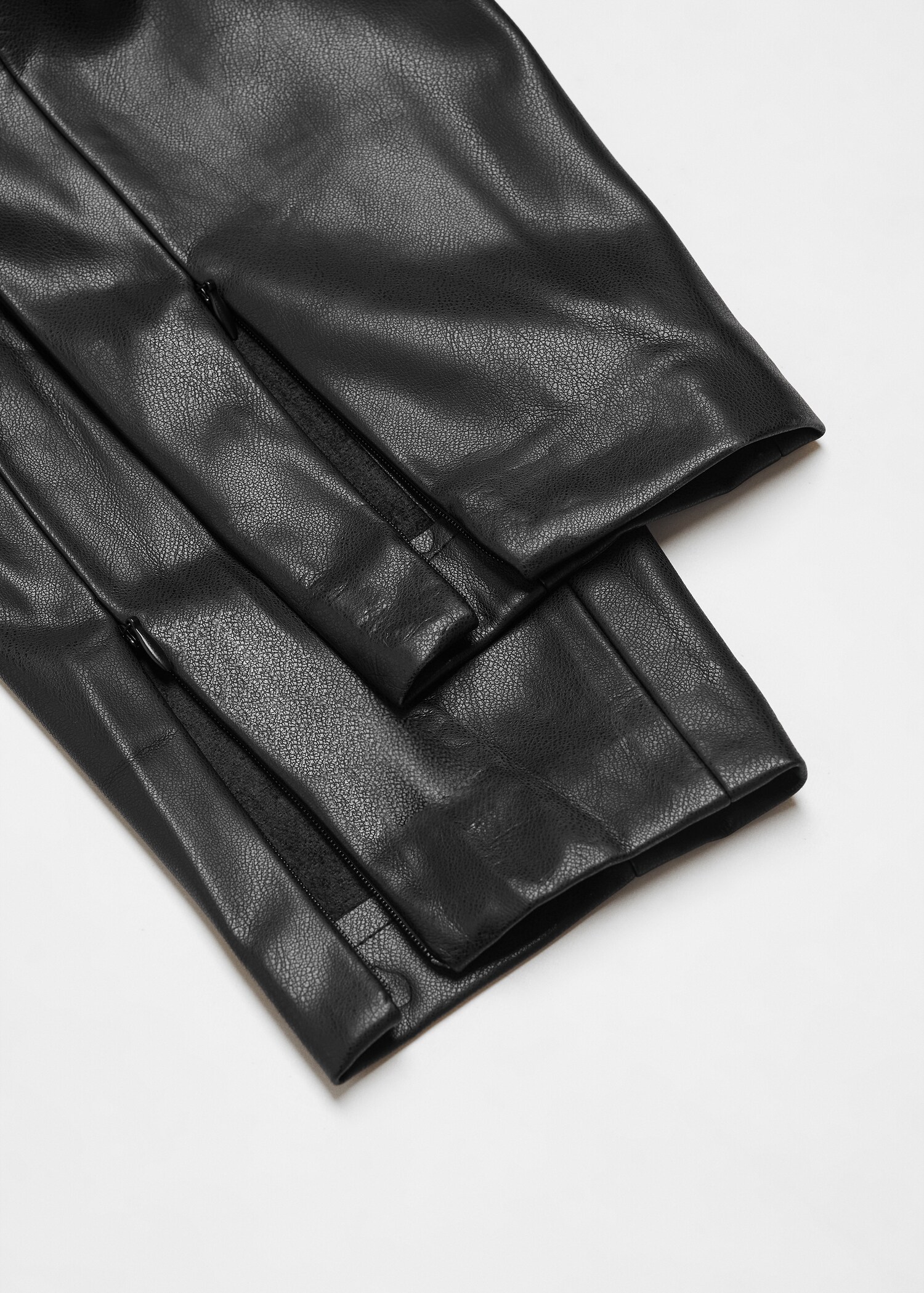 Legging simili-cuir ouvertures - Détail de l'article 8