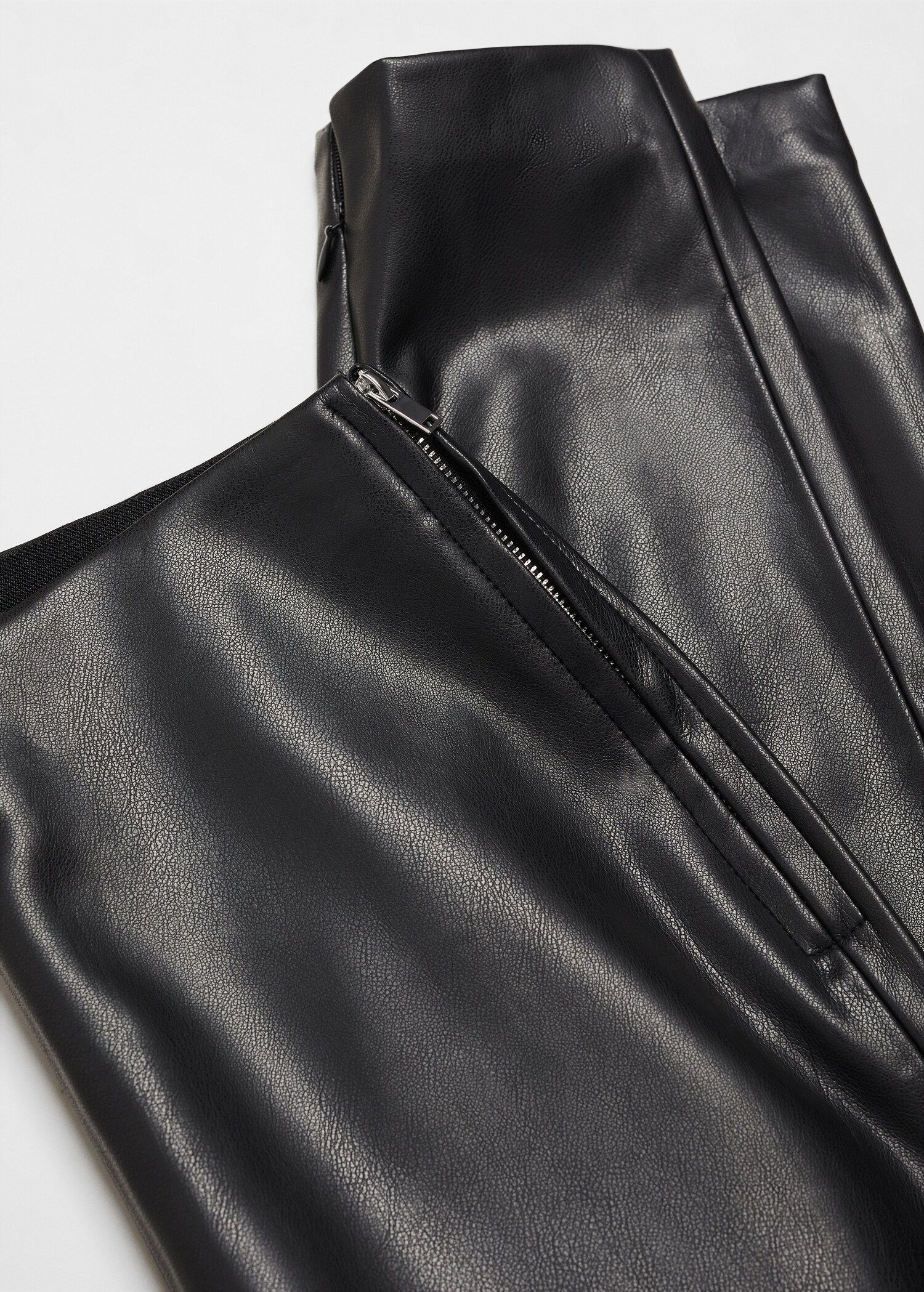 Legging simili-cuir ouvertures - Détail de l'article 8